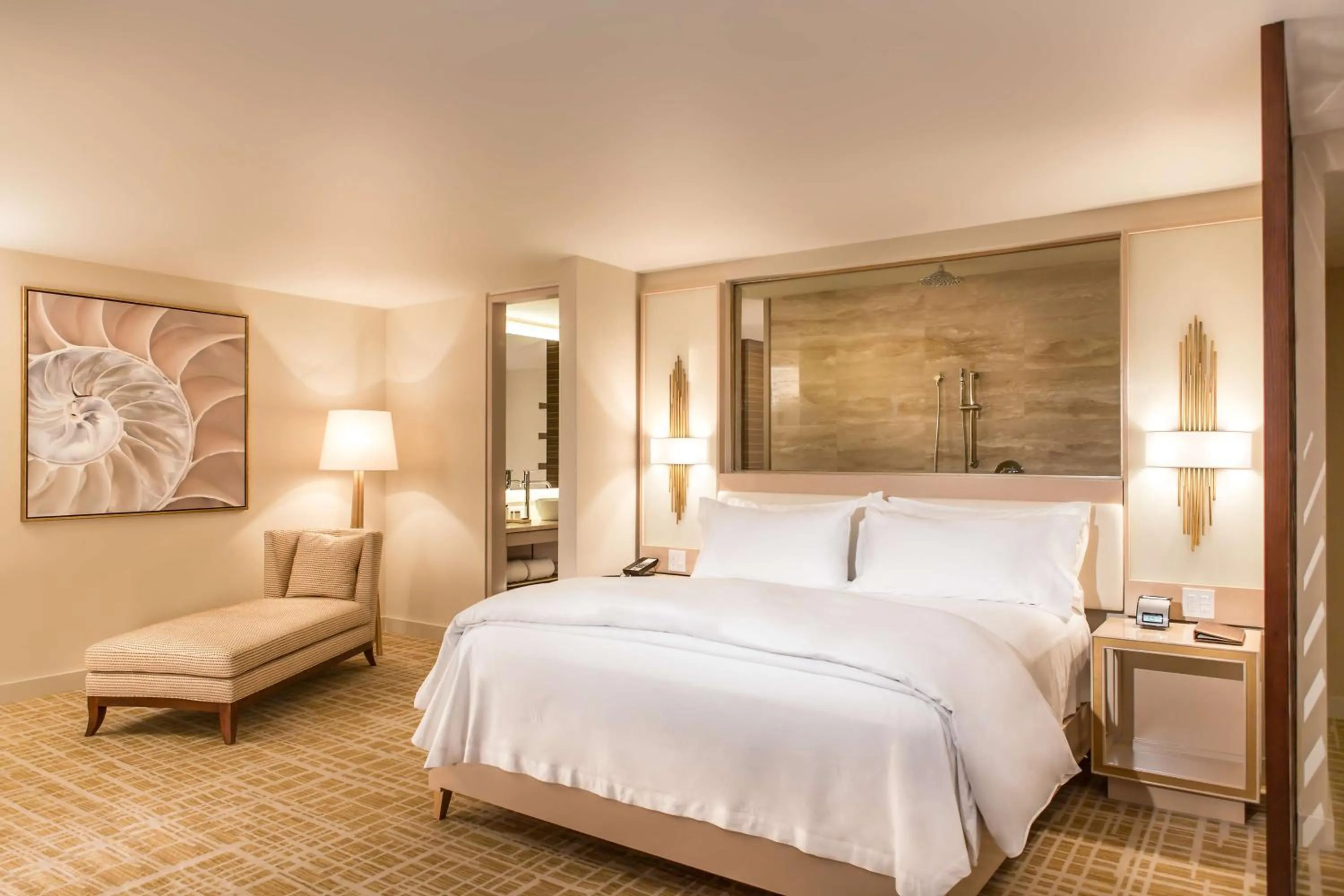 Bed in Waldorf Astoria Panama