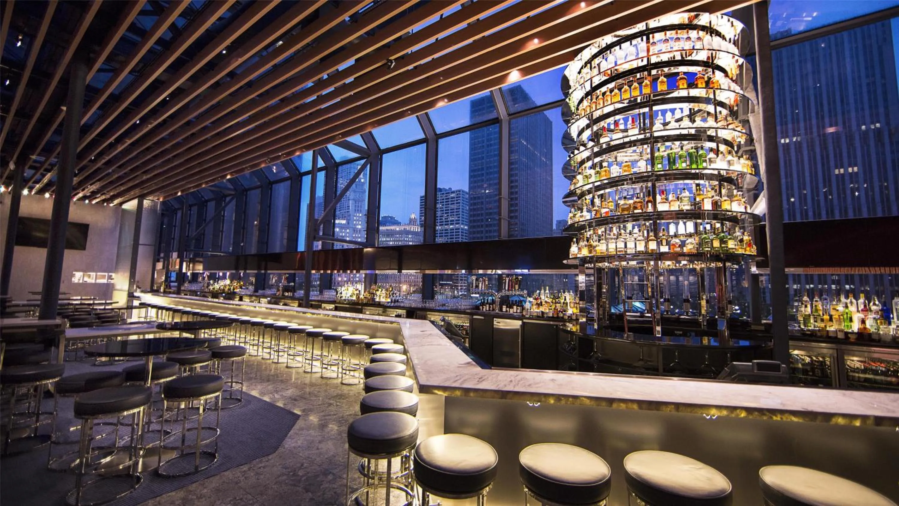 Lounge or bar in Hyatt Regency Chicago