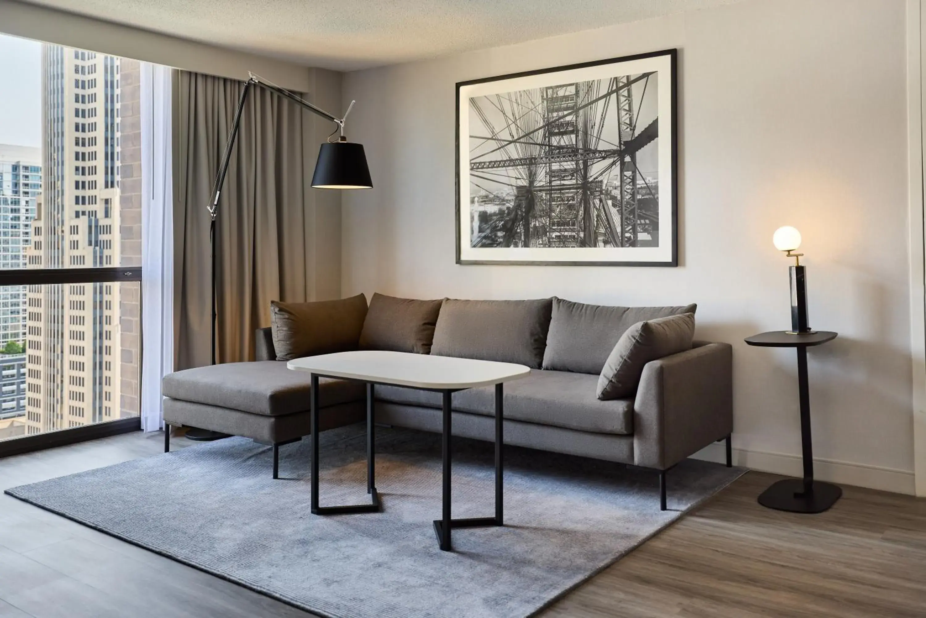 Premium Suite with River View in Hyatt Regency Chicago Premium Suite with River View in Hyatt Regency Chicago