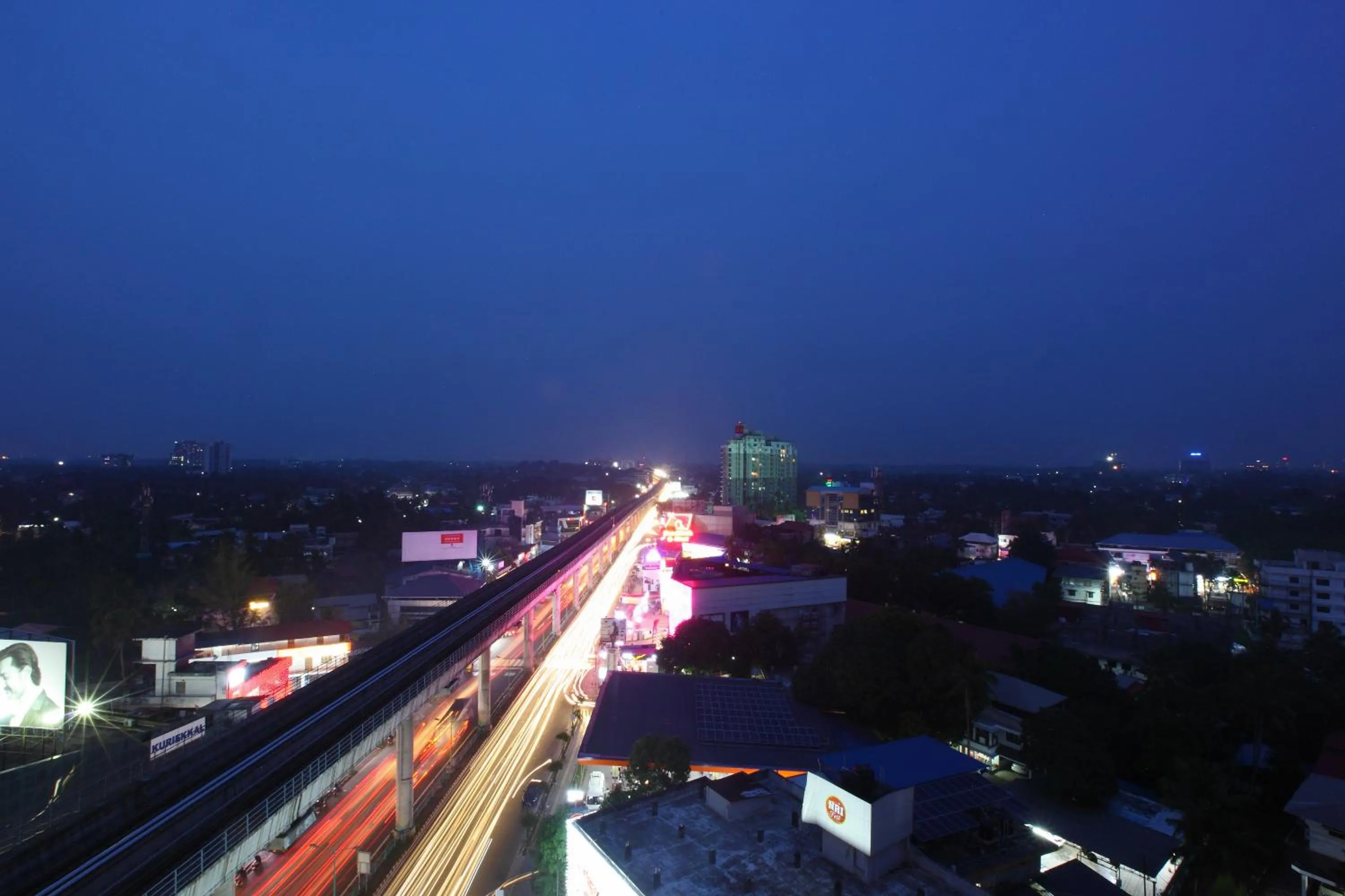 Property building in Laimar Suites