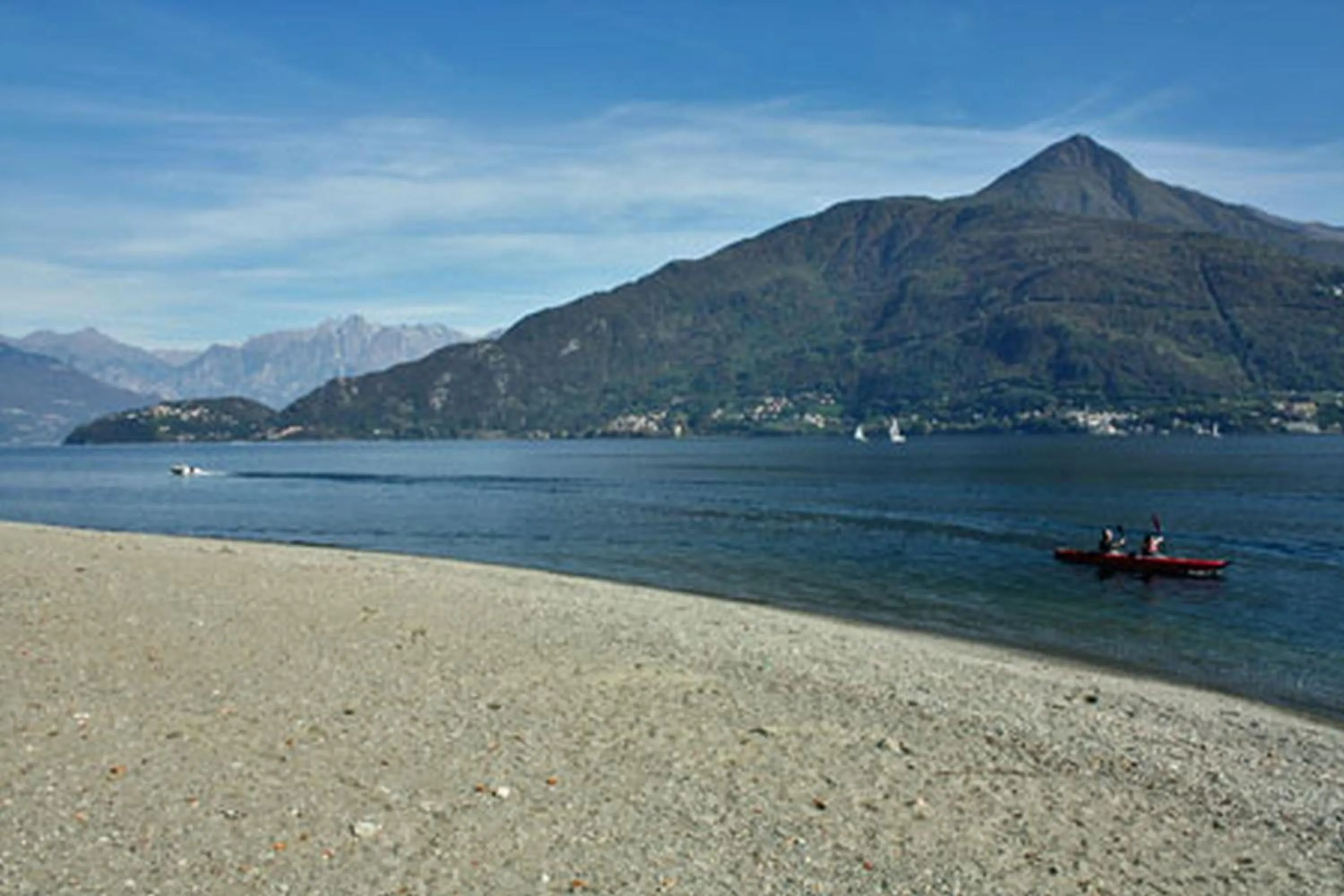 Lake view in L'antico Borgo