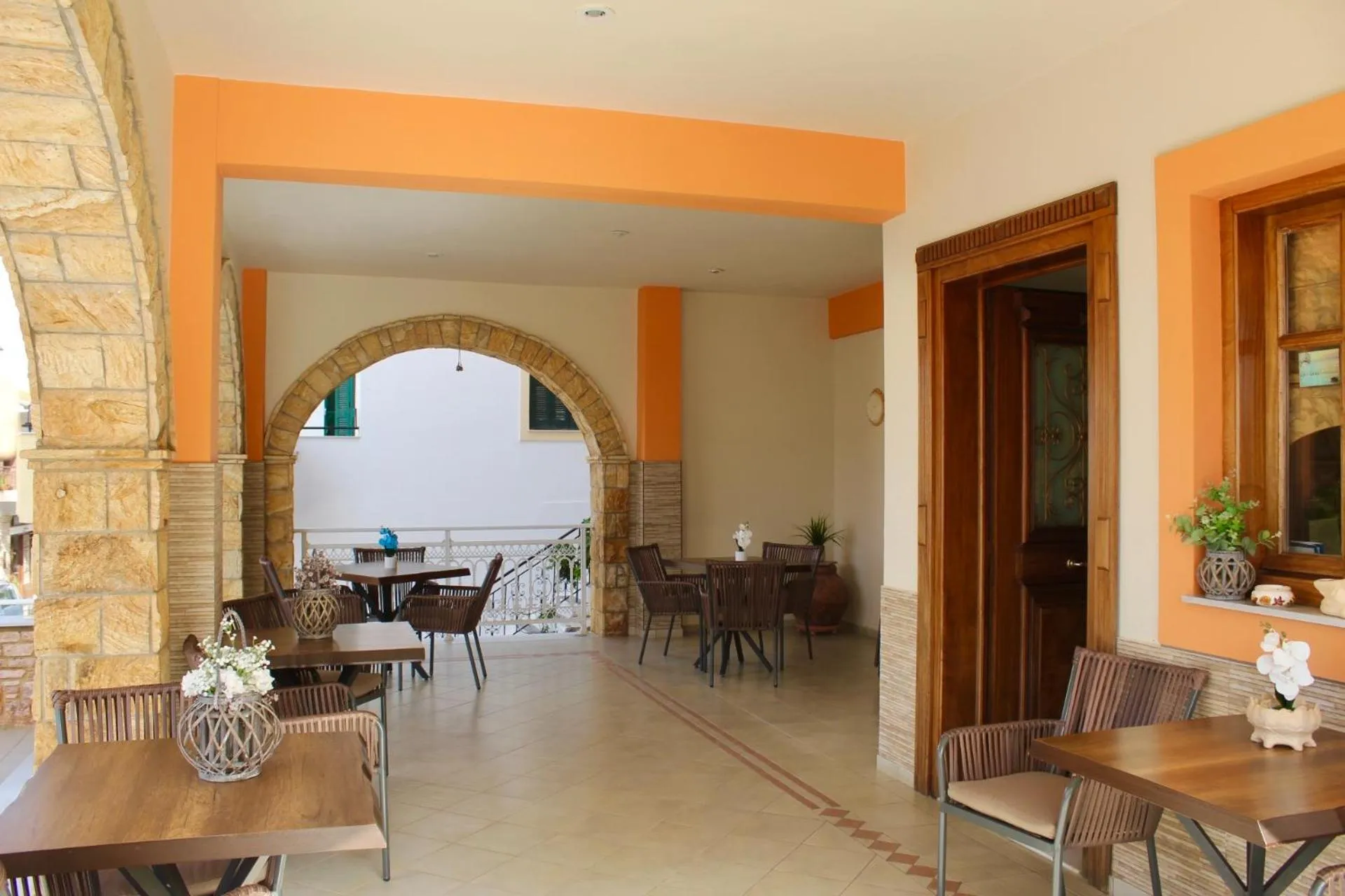 Facade/entrance in Sofotel