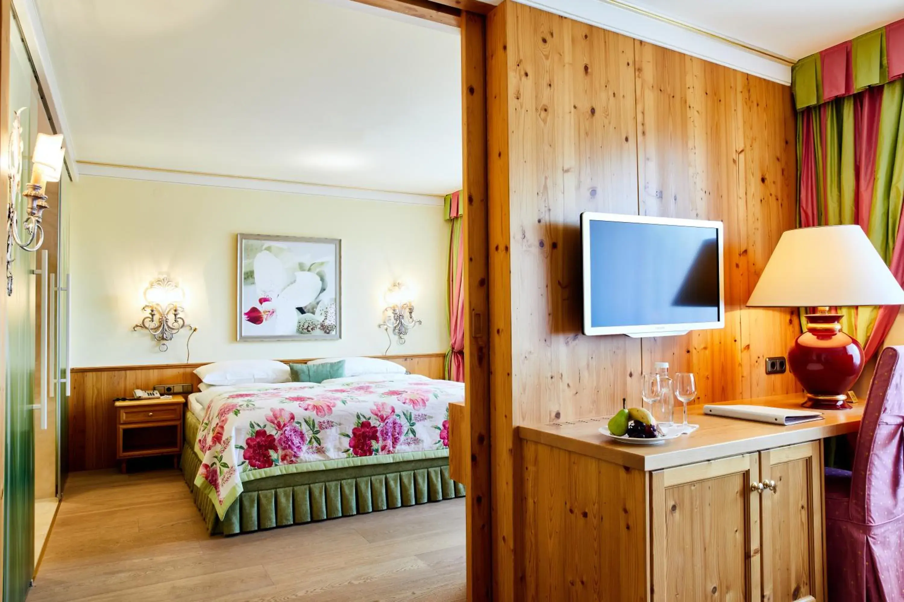 Suite in Salzburgerhof, das 5-Sterne Hotel von Zell am See Suite in Salzburgerhof, das 5-Sterne Hotel von Zell am See