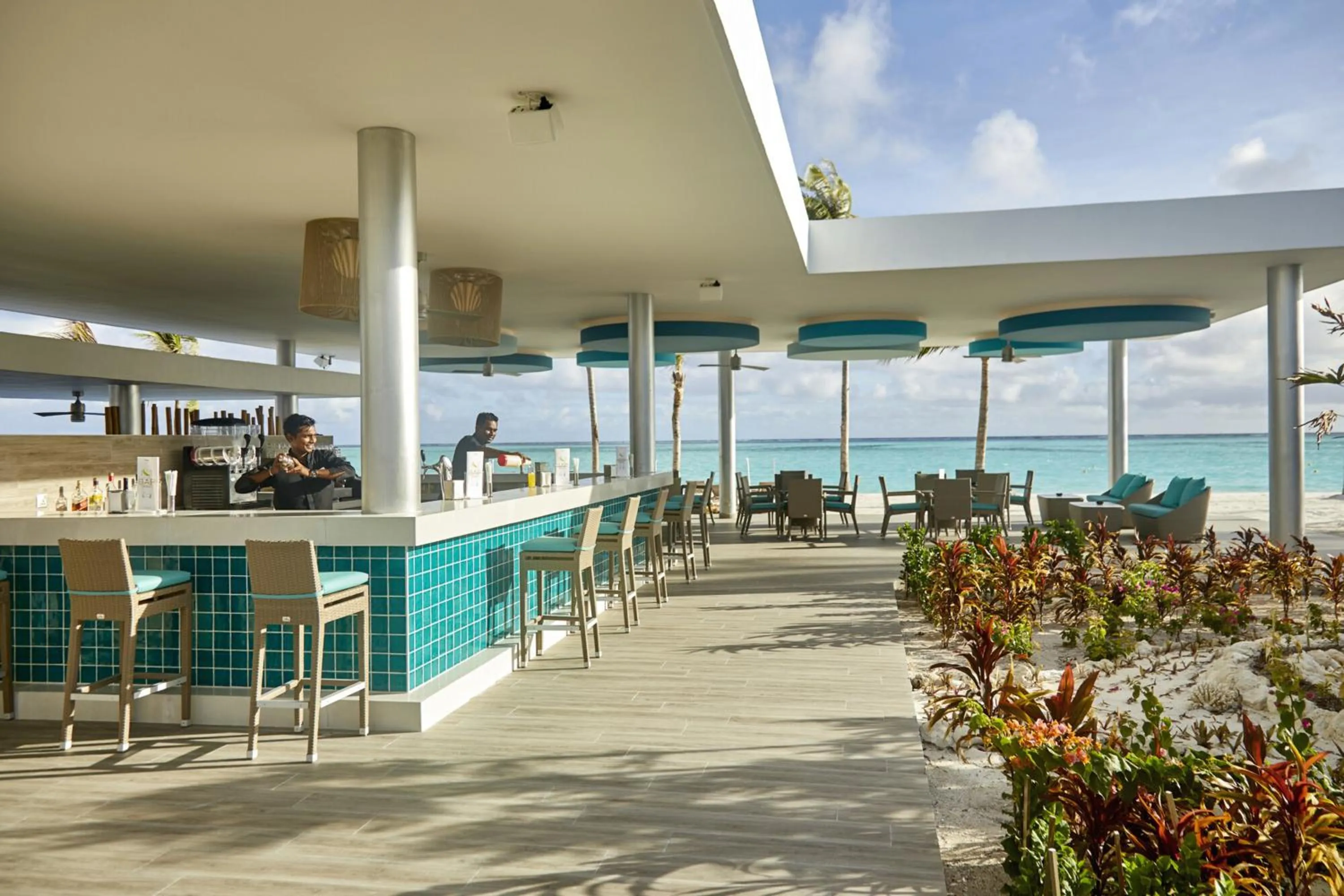 Lounge or bar in Riu Atoll-All Inclusive
