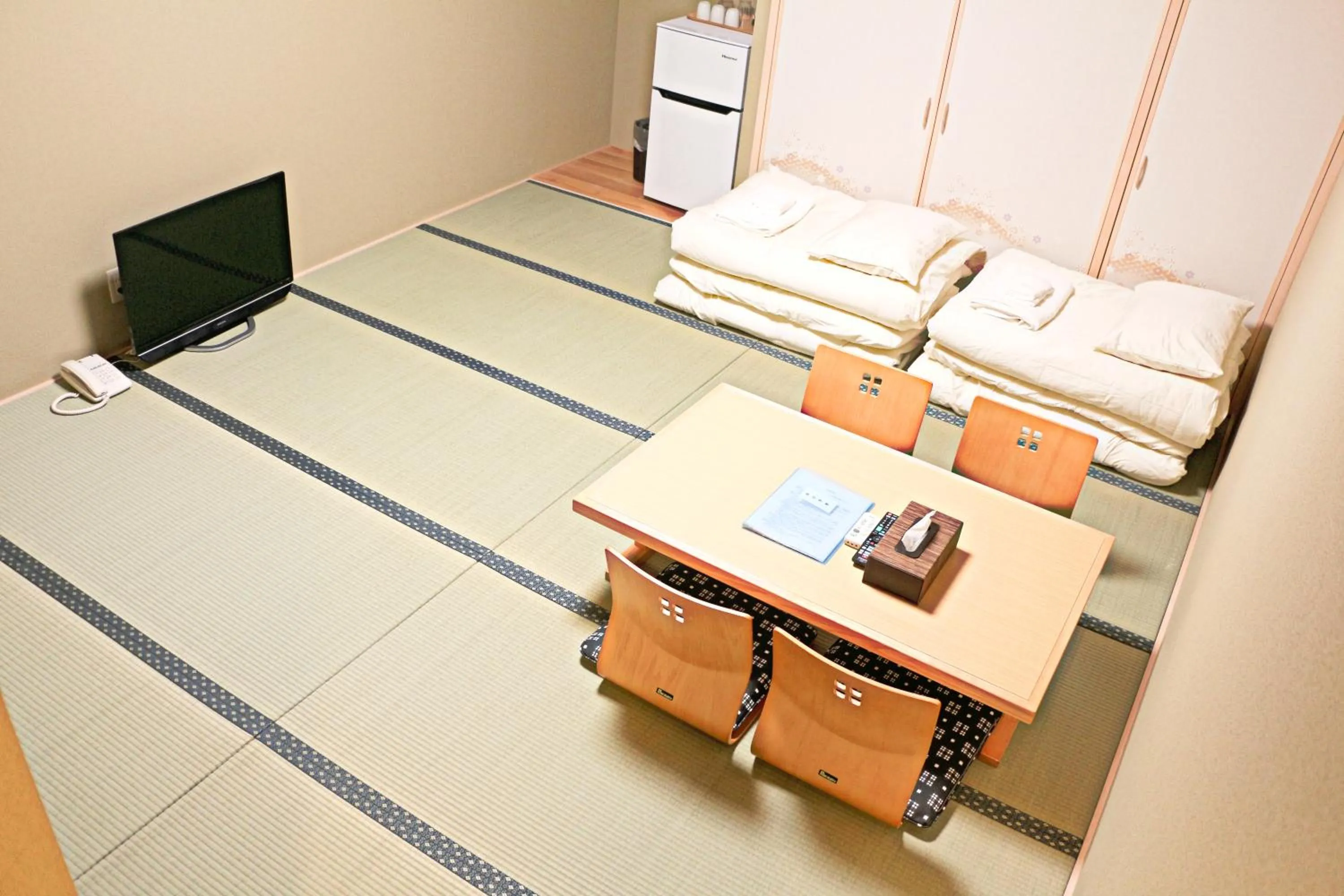 Bed in Akihabara Nakagawa Inn