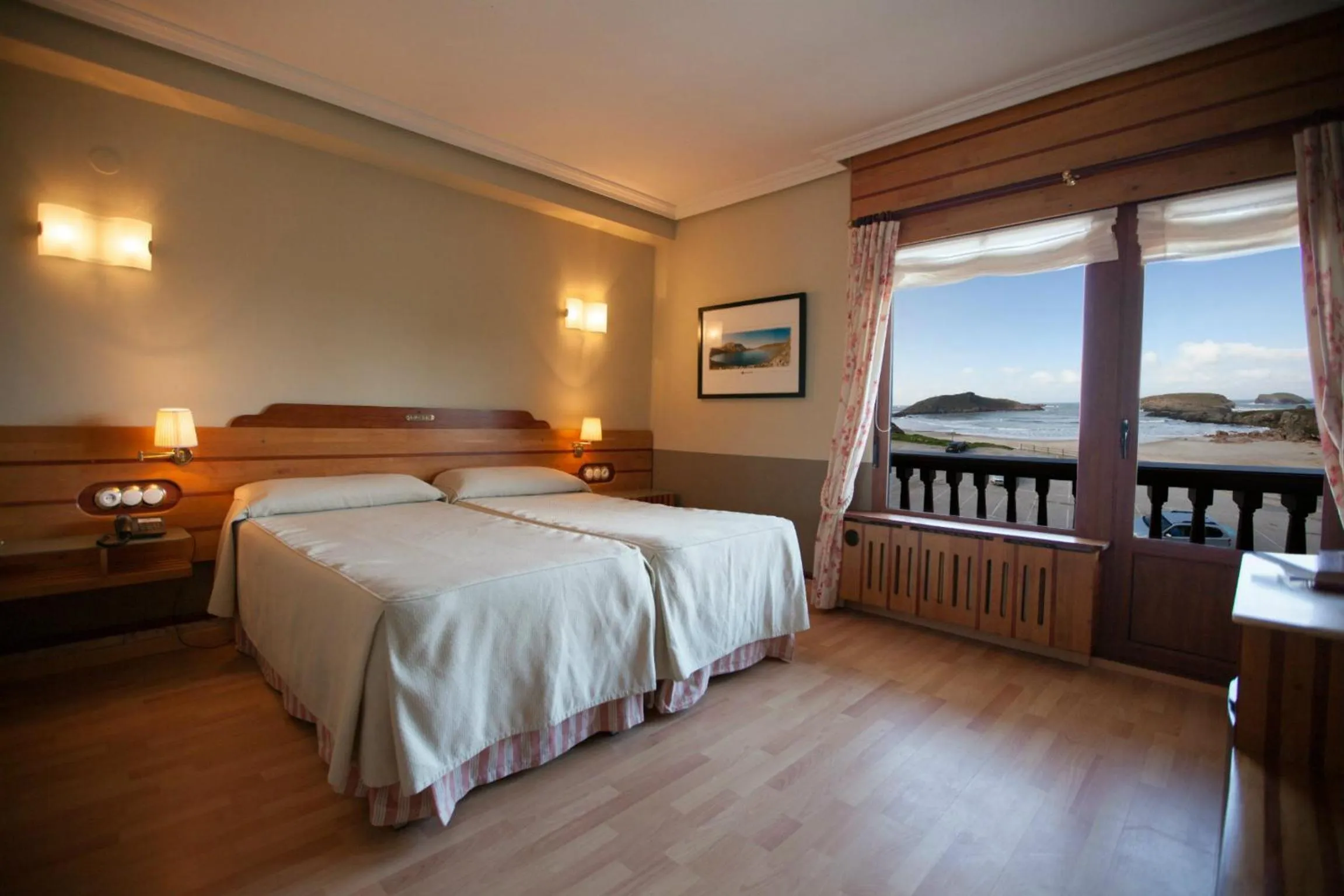 Bed in Hotel Kaype - Quintamar