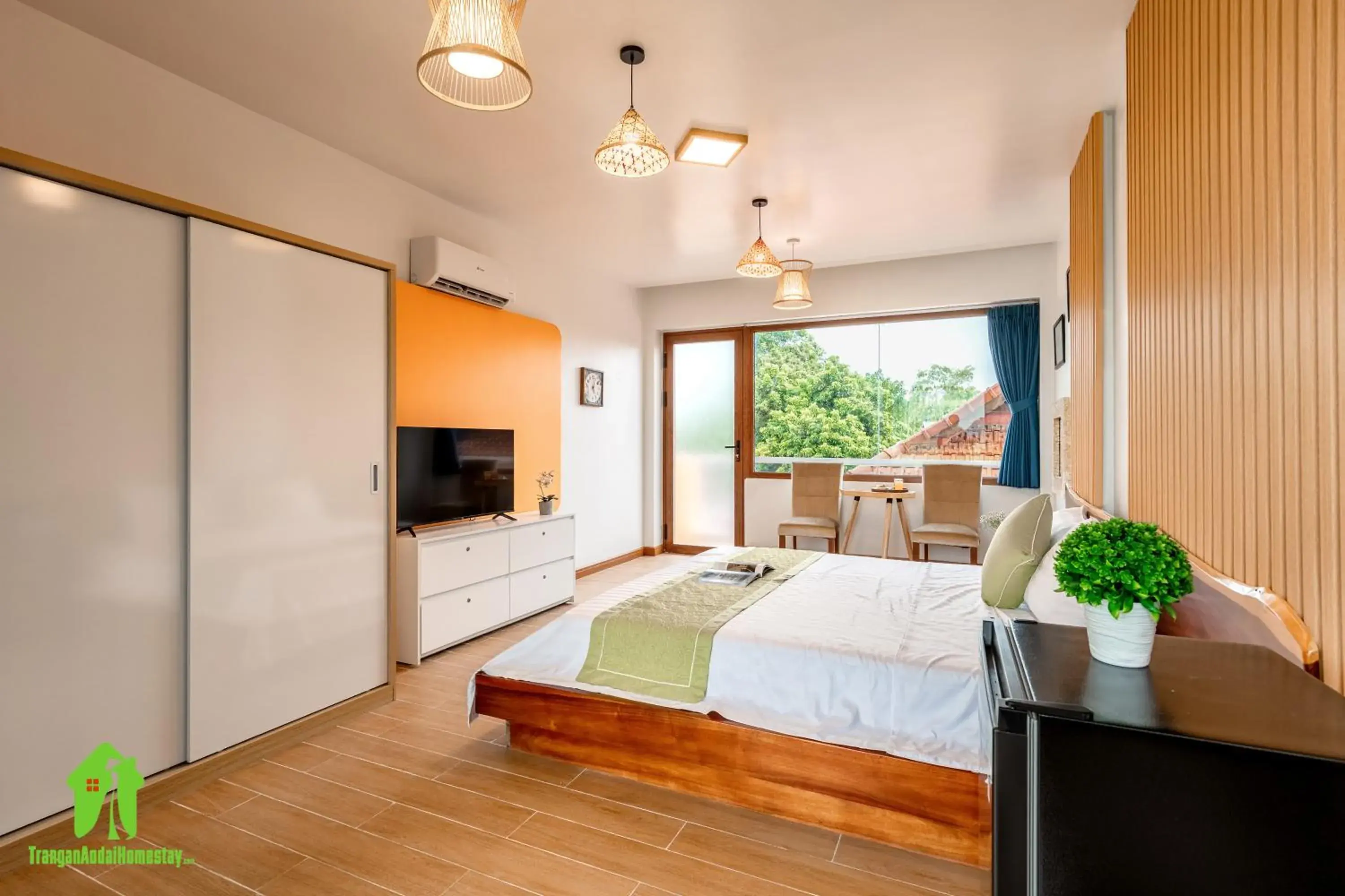 King Room with Mountain View in Trang An Ao Dai Homestay King Room with Mountain View in Trang An Ao Dai Homestay