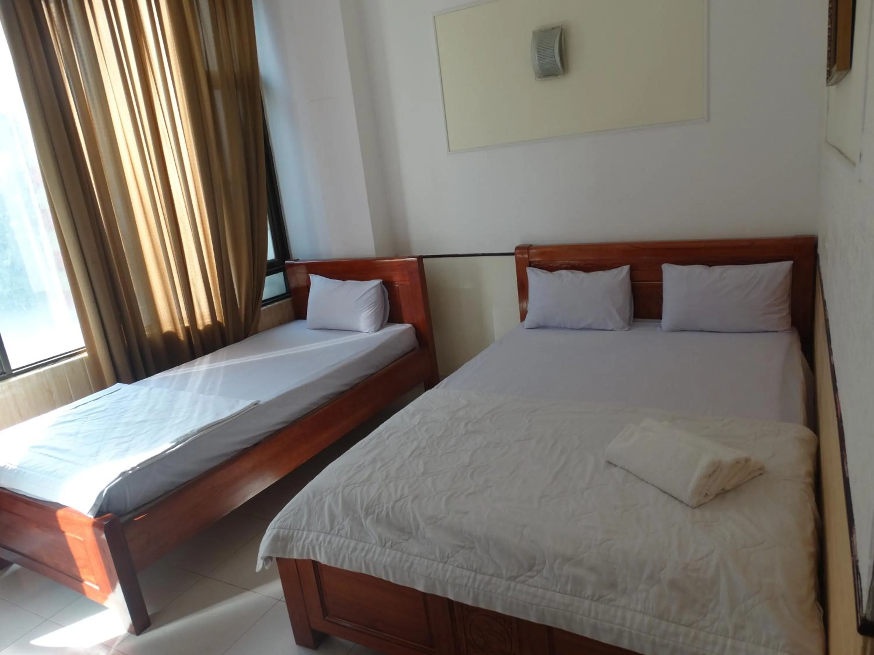 Bed in Thuong Hai Hotel