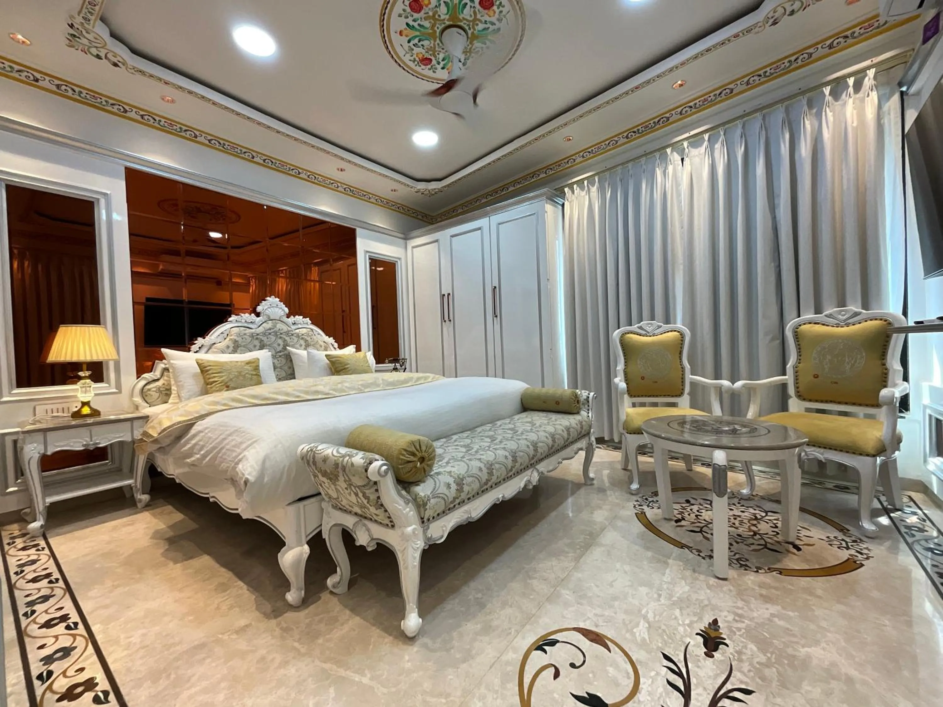 Bed in Hotel Om Stay Well