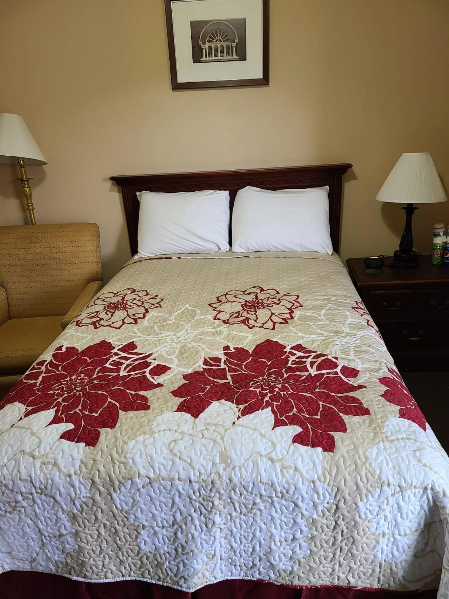 Bed in Clarysville Motel