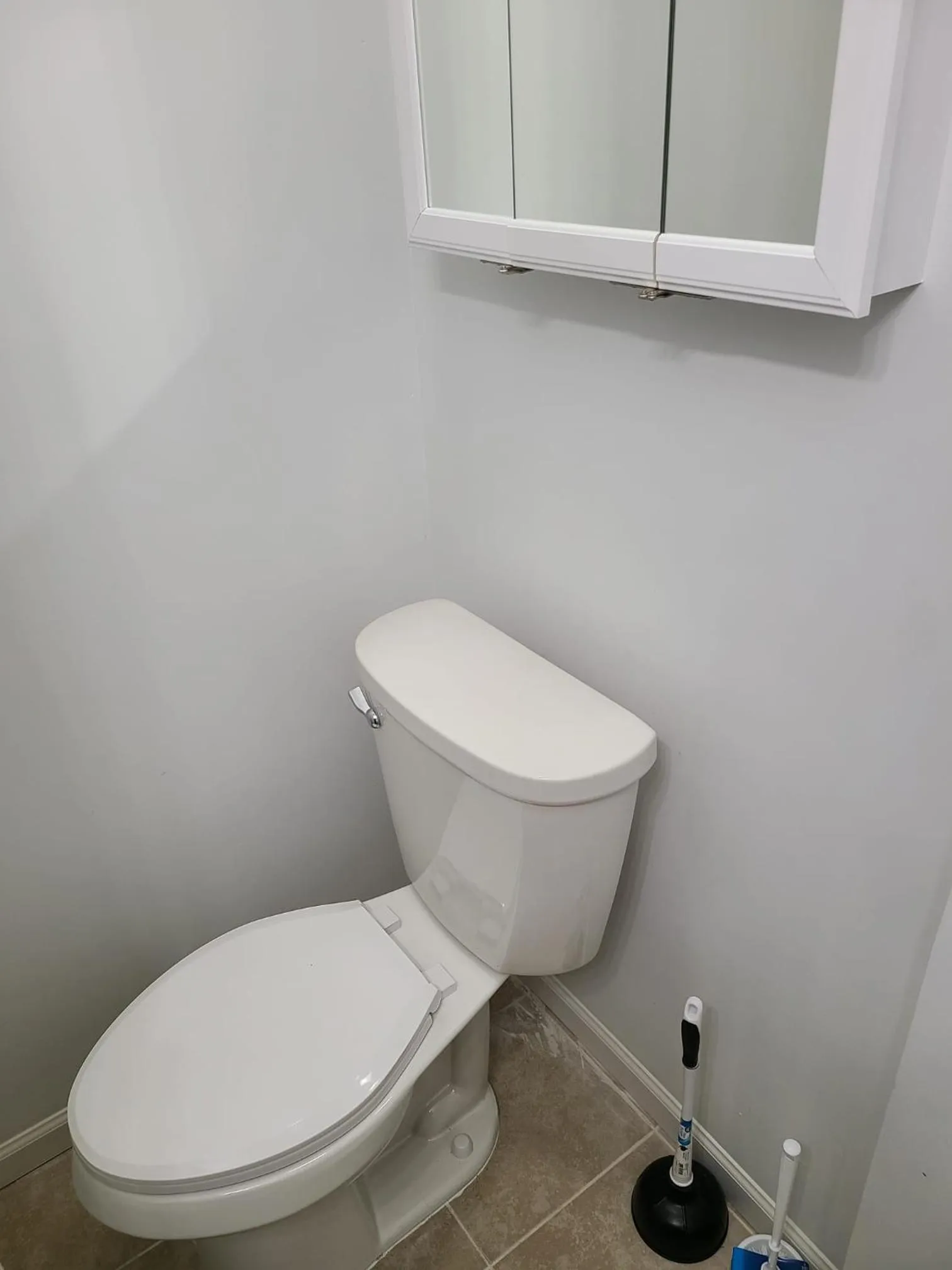 Bathroom in Clarysville Motel