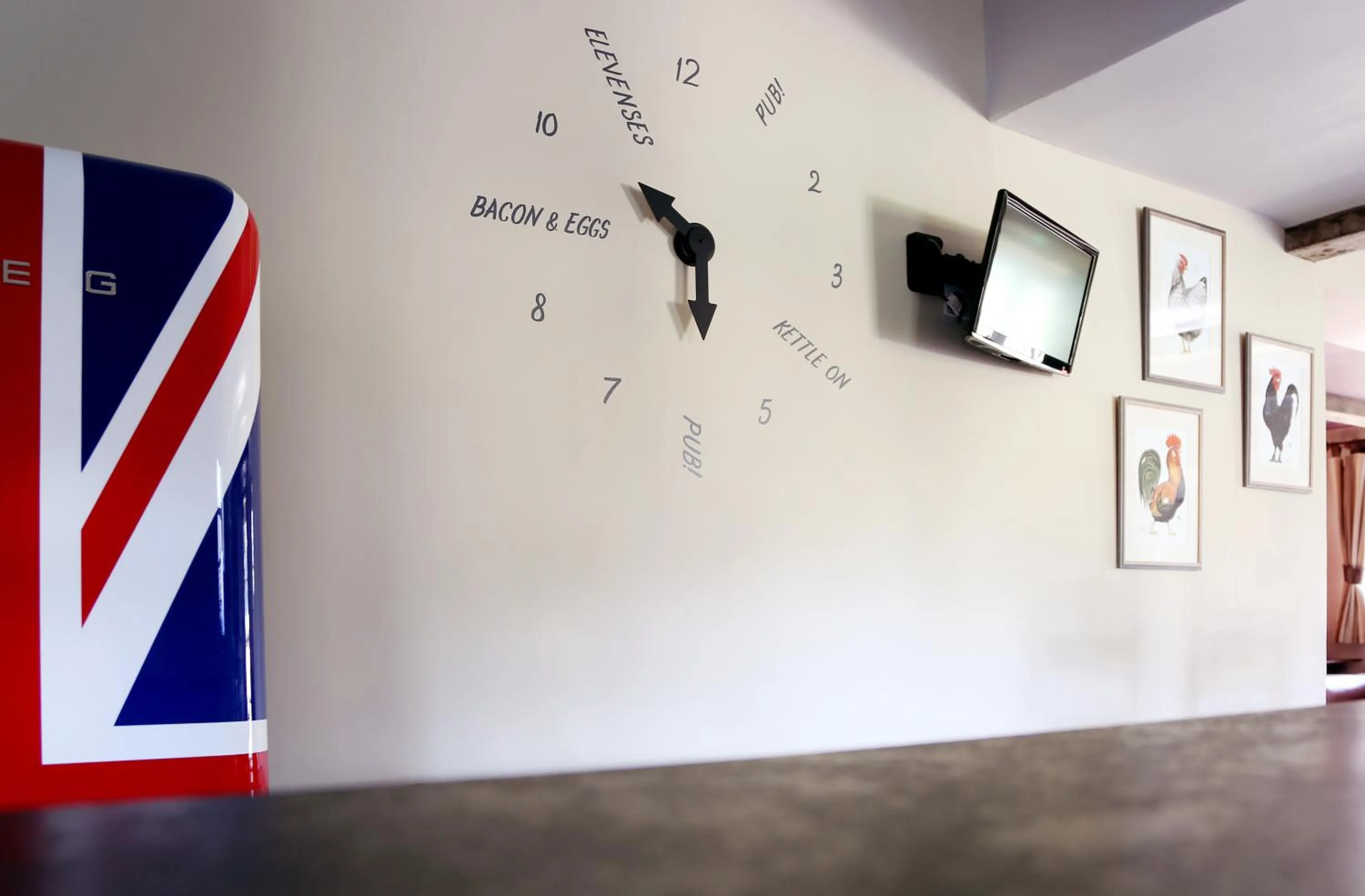 Communal lounge/ TV room in The Museum Inn