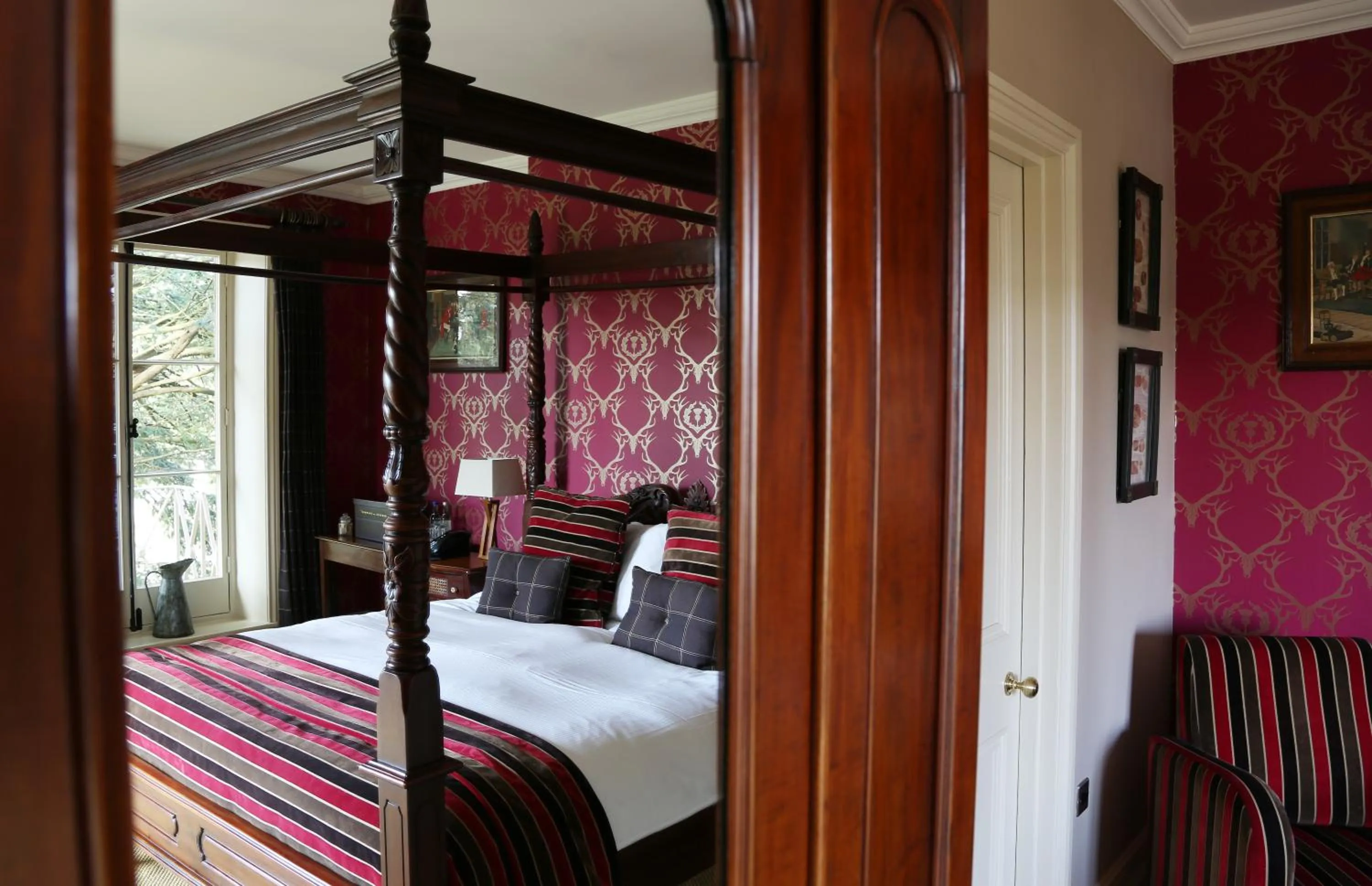 Photo of the whole room, Bed in The Museum Inn