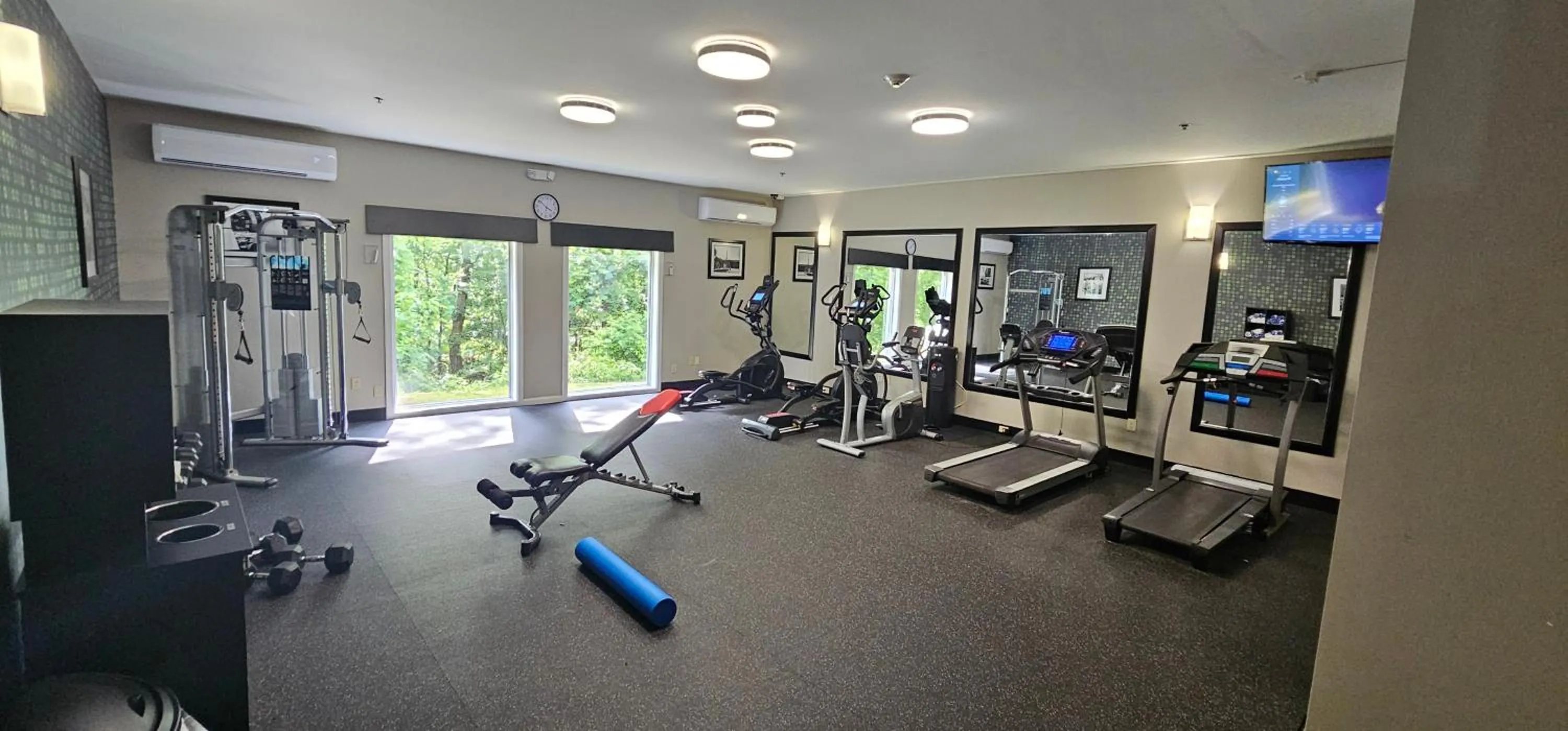 Fitness centre/facilities in La Quinta by Wyndham Huntsville Airport Madison