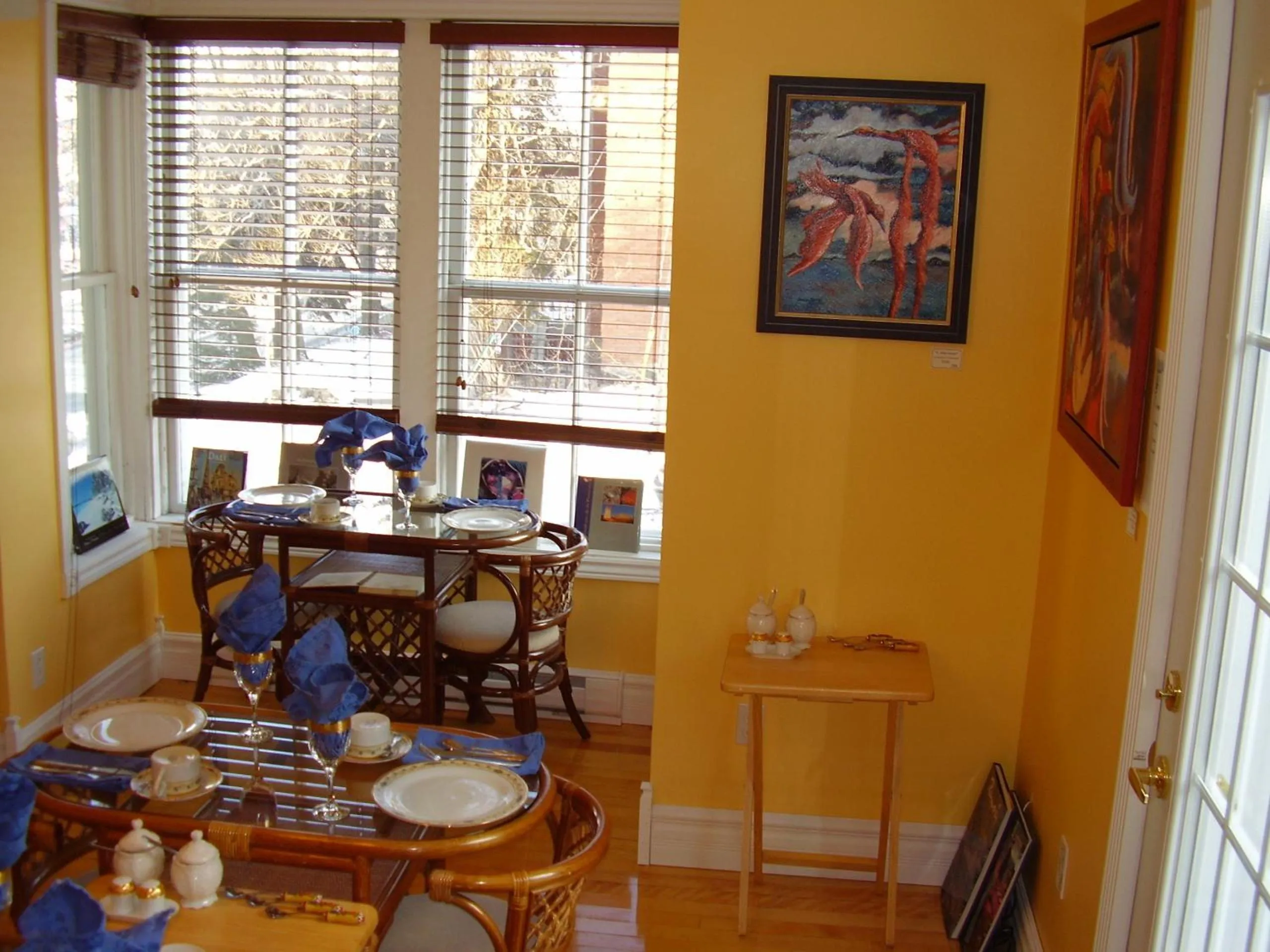 Restaurant/places to eat in Auberge Marquis de Montcalm