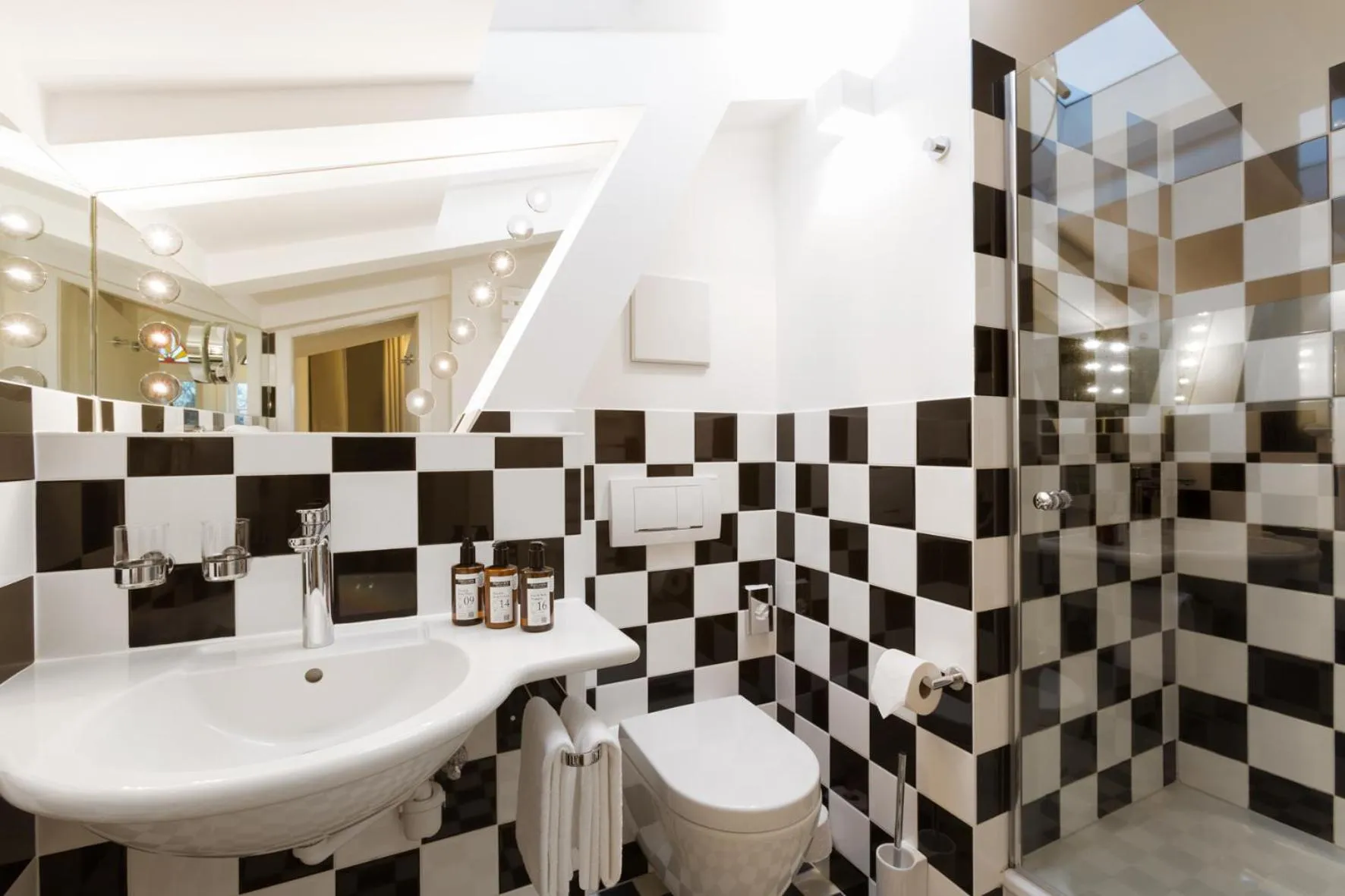 Shower in Elisabeth von Eicken