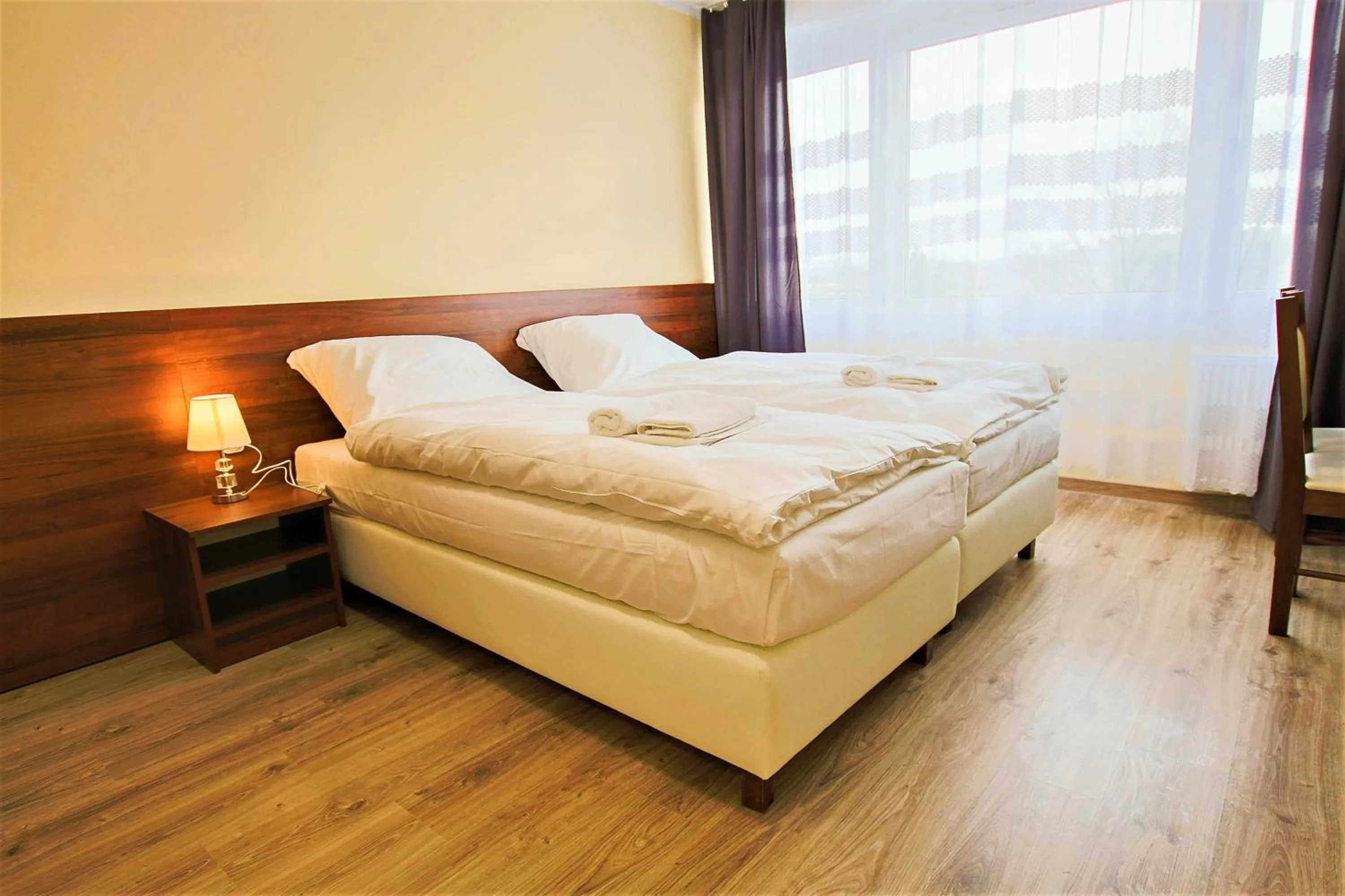 Photo of the whole room, Bed in Hotel SiLL