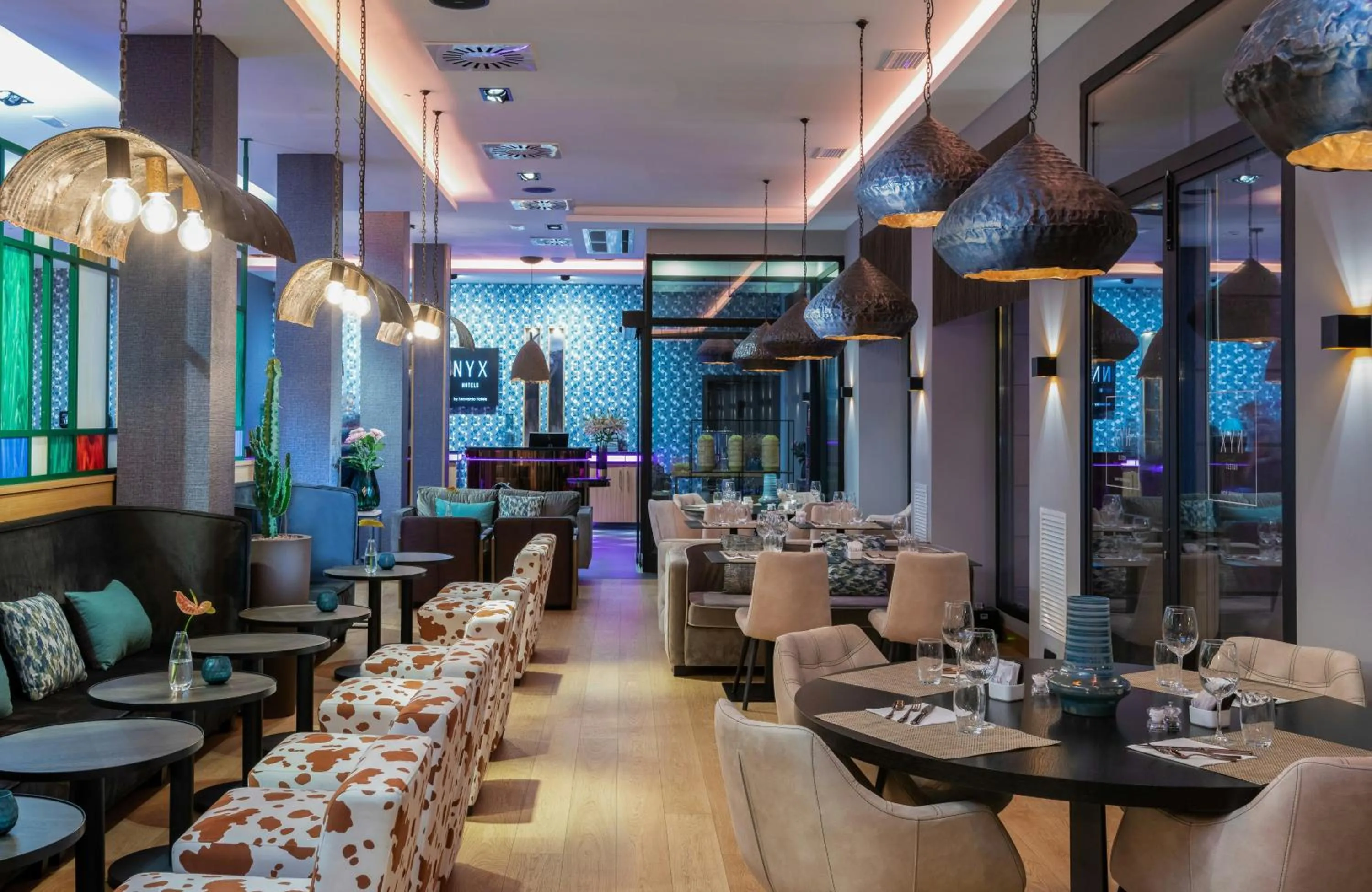Restaurant/places to eat in NYX Hotel Bilbao by Leonardo Hotels
