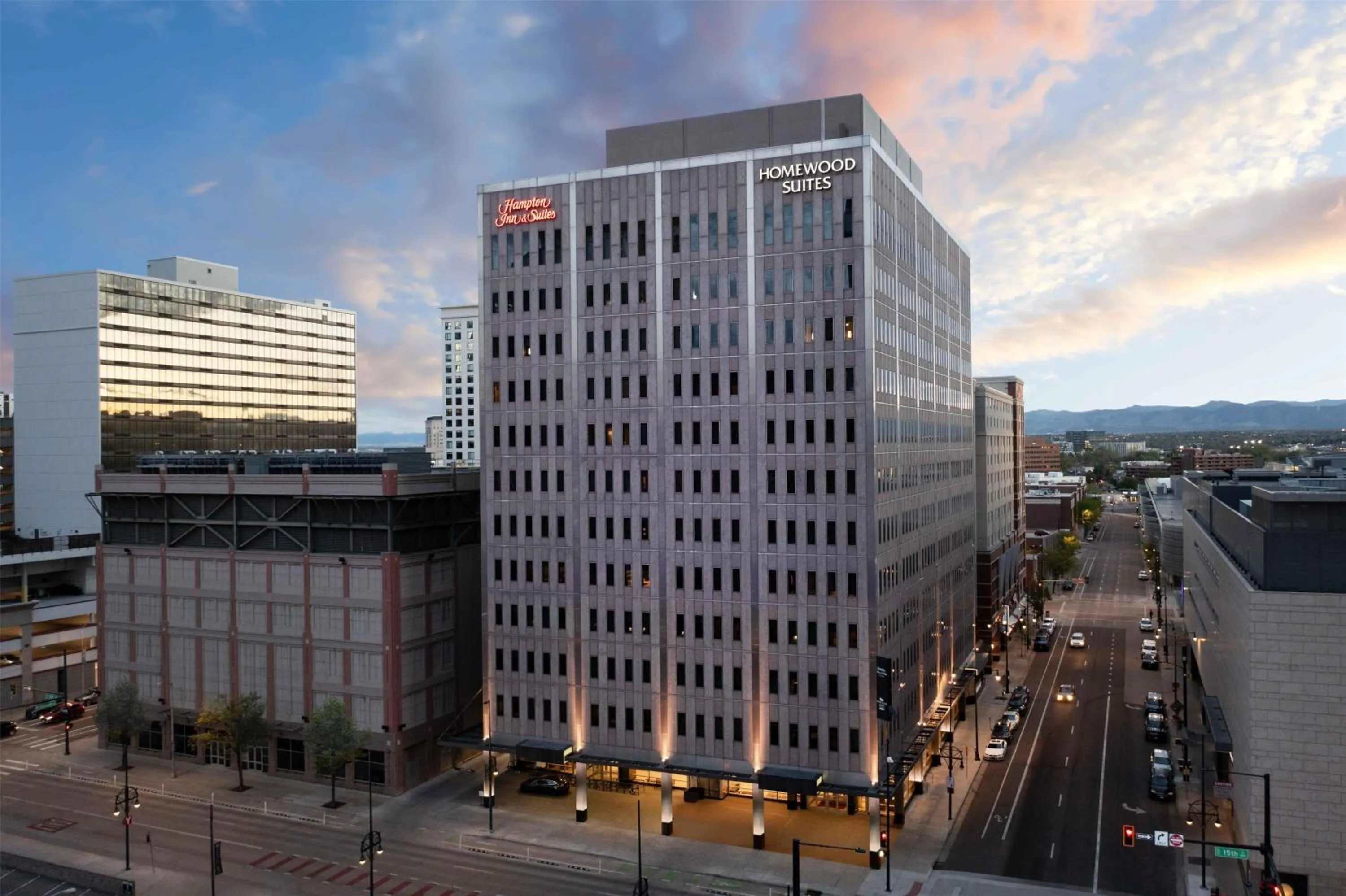 Property building in Hampton Inn & Suites Denver Downtown Convention Center