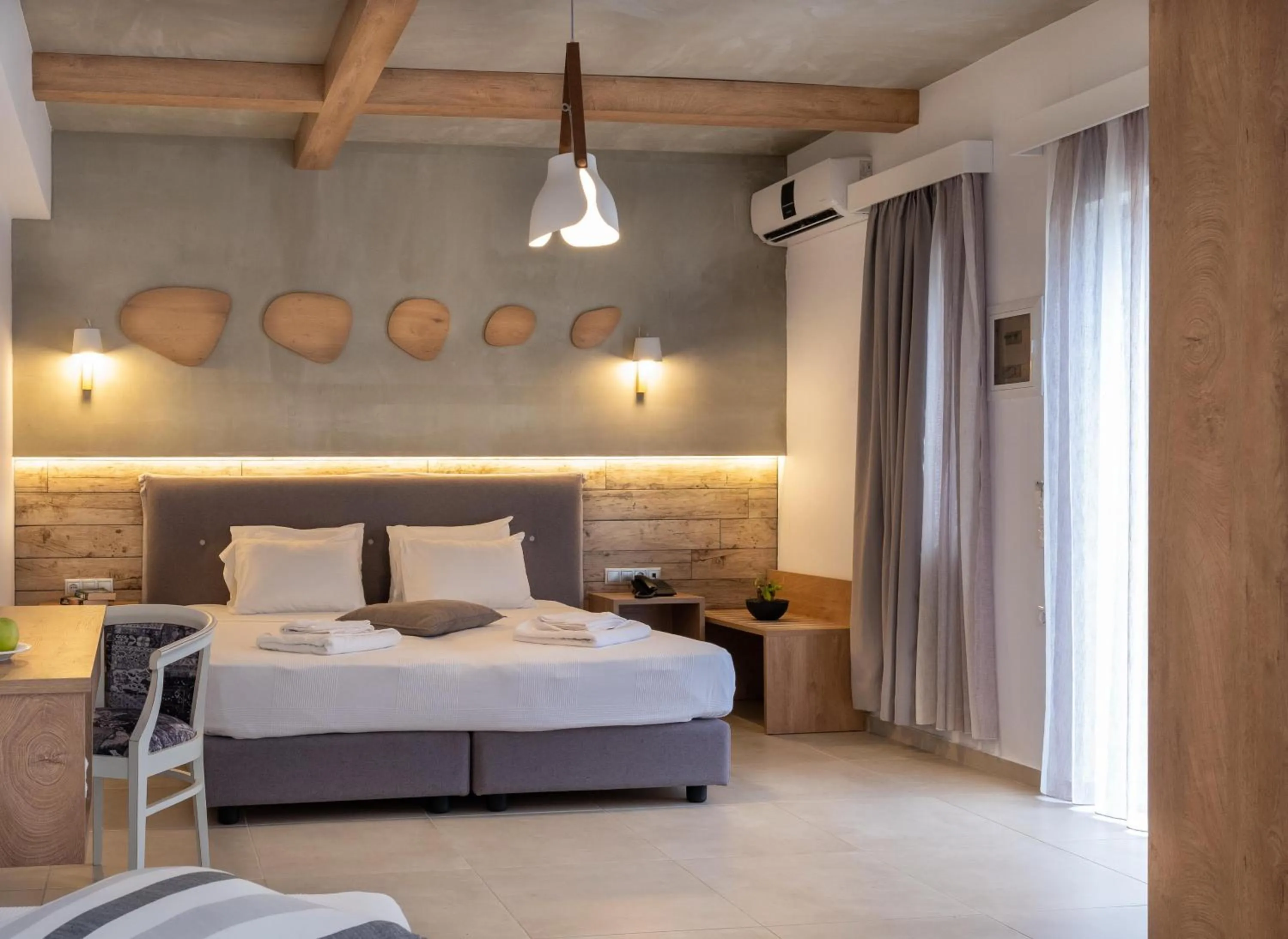 Coffee/tea facilities, Bed in Enorme Maya Beach Hotel-Adults Only