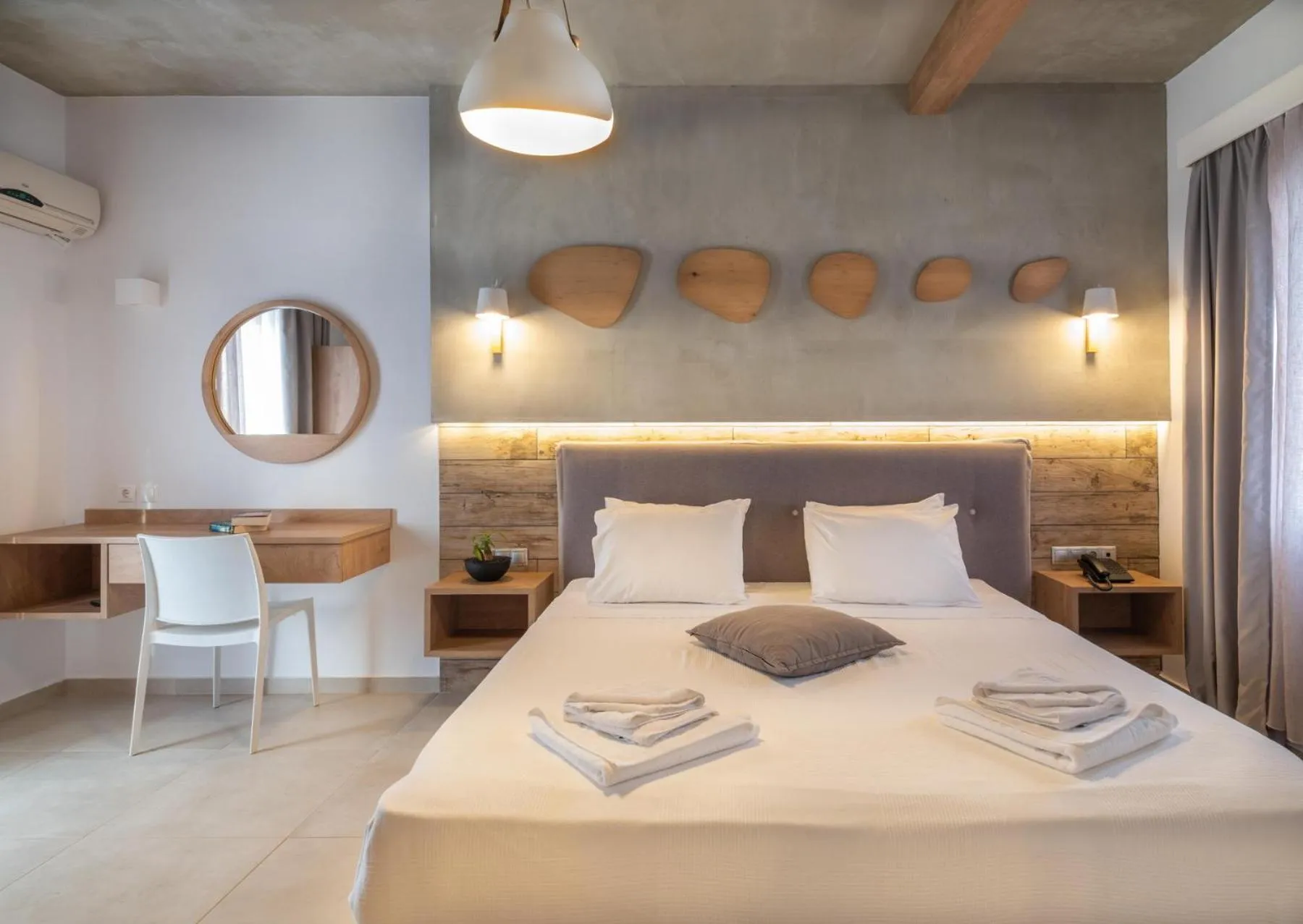 Bedroom, Bed in Enorme Maya Beach Hotel-Adults Only