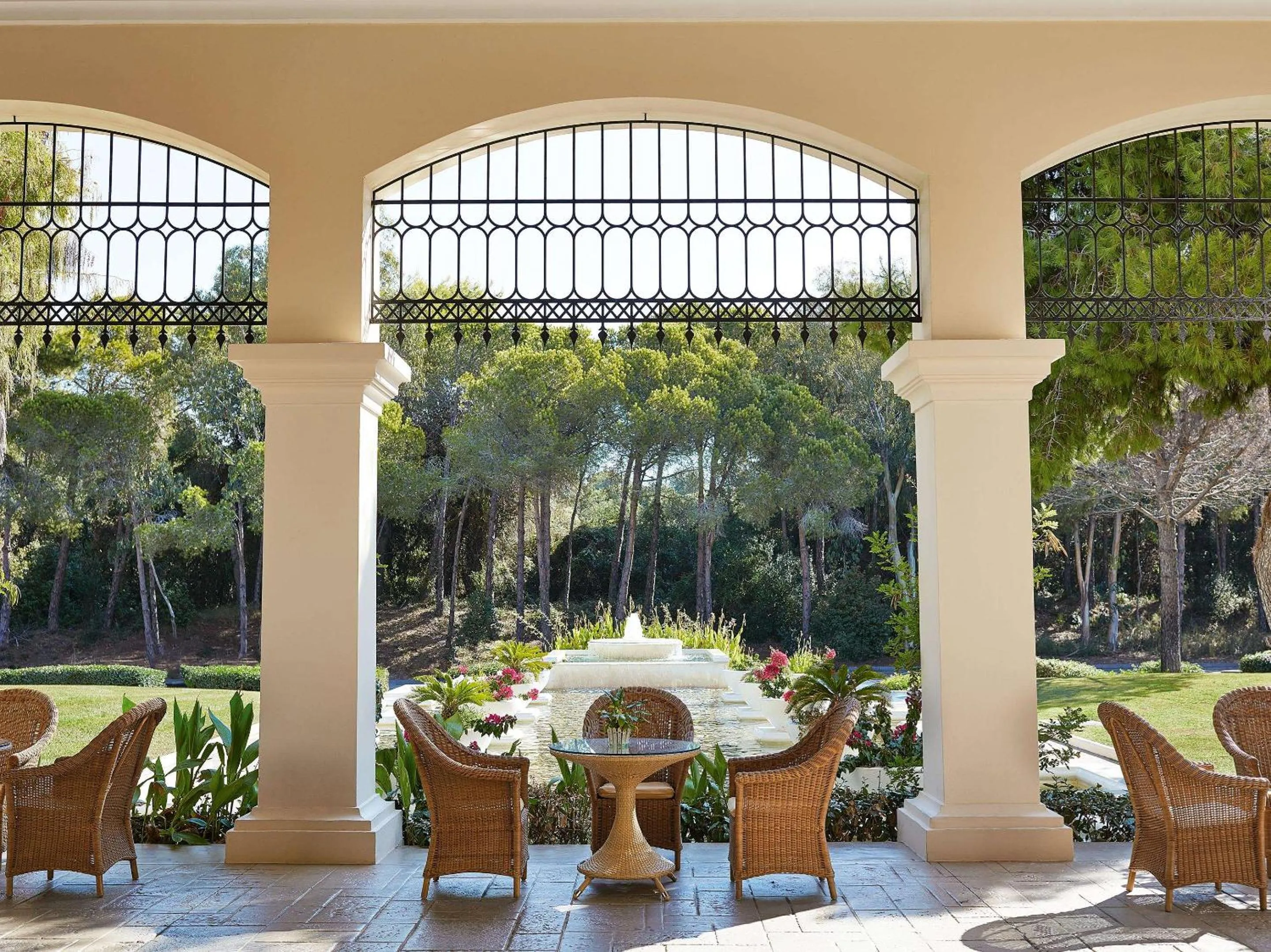 Restaurant/places to eat in Grecotel LUXME Oasis at Riviera Olympia & Aqua Park