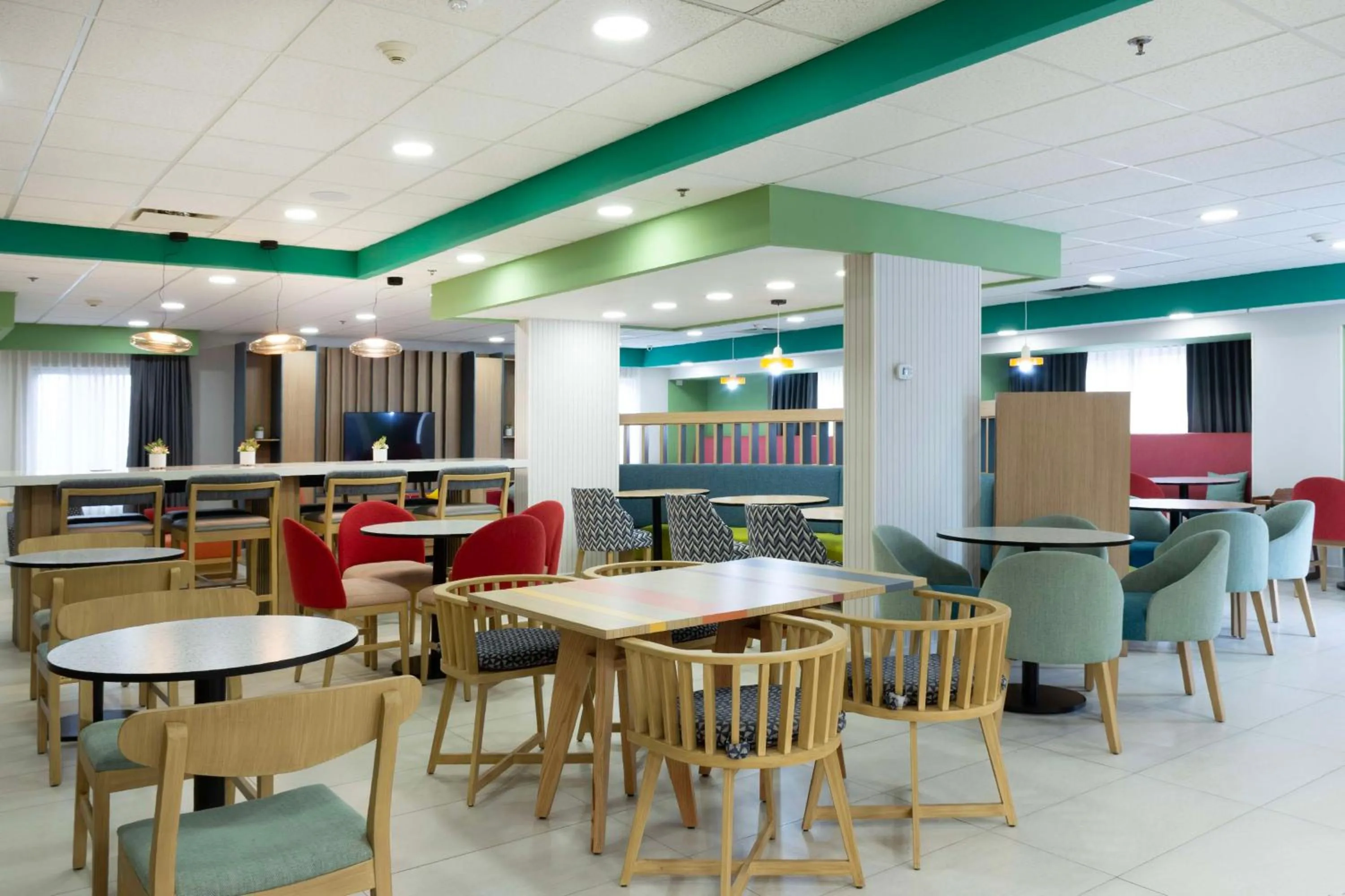 Lobby or reception in Hampton by Hilton Saltillo Zona Aeropuerto