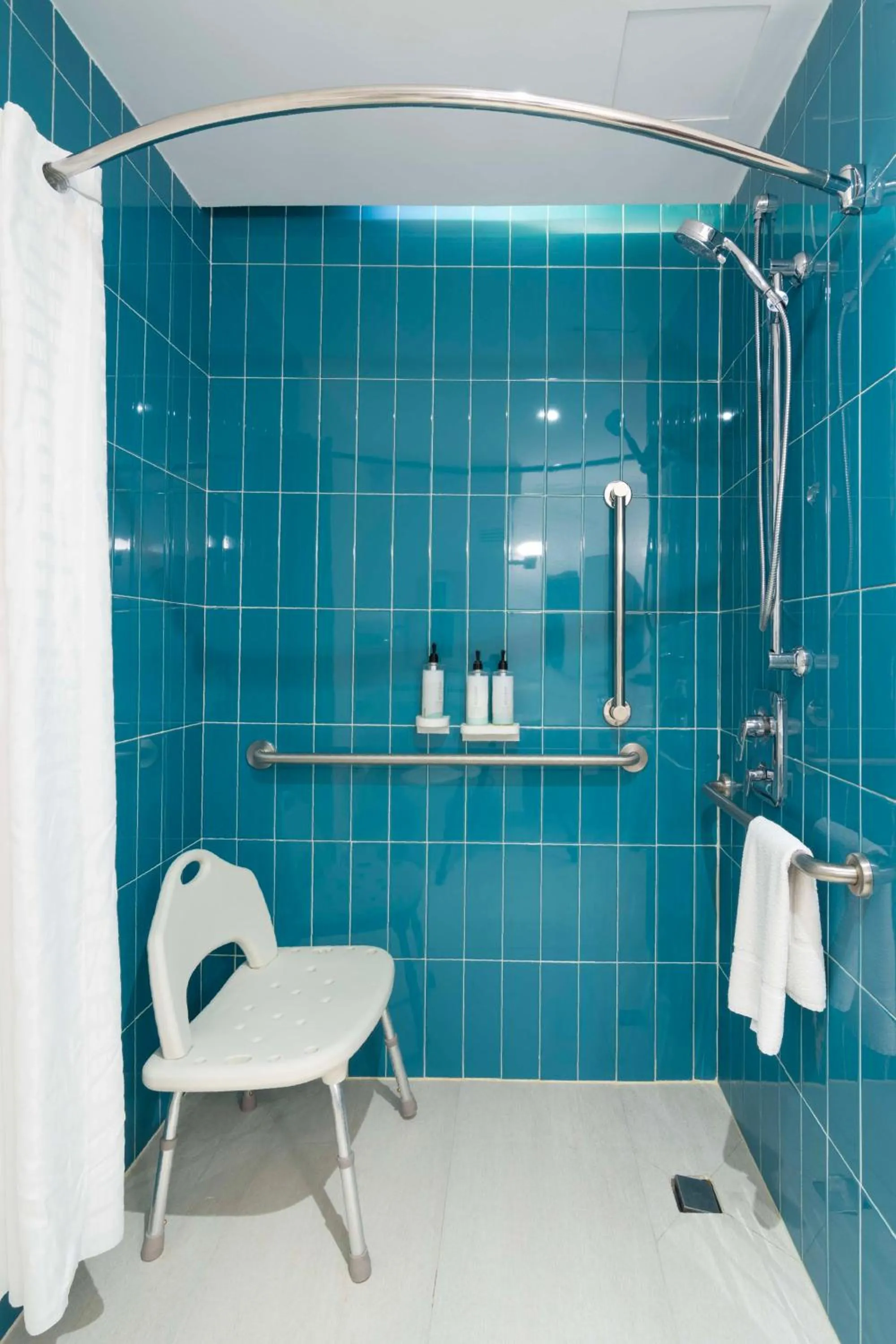 Bathroom in Hampton by Hilton Saltillo Zona Aeropuerto