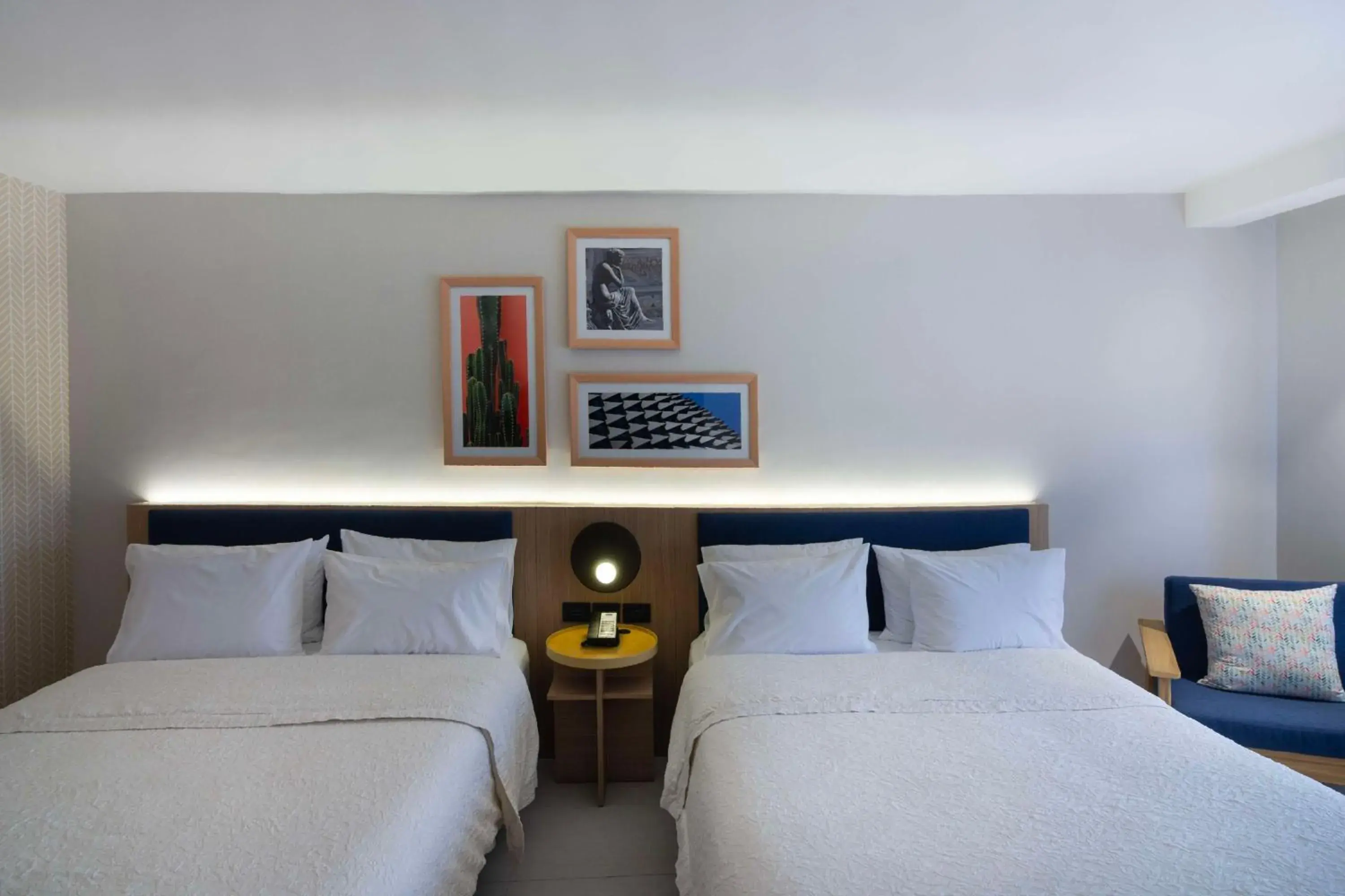 Double Room with Two Double Beds - Non-Smoking in Hampton by Hilton Saltillo Zona Aeropuerto Double Room with Two Double Beds - Non-Smoking in Hampton by Hilton Saltillo Zona Aeropuerto