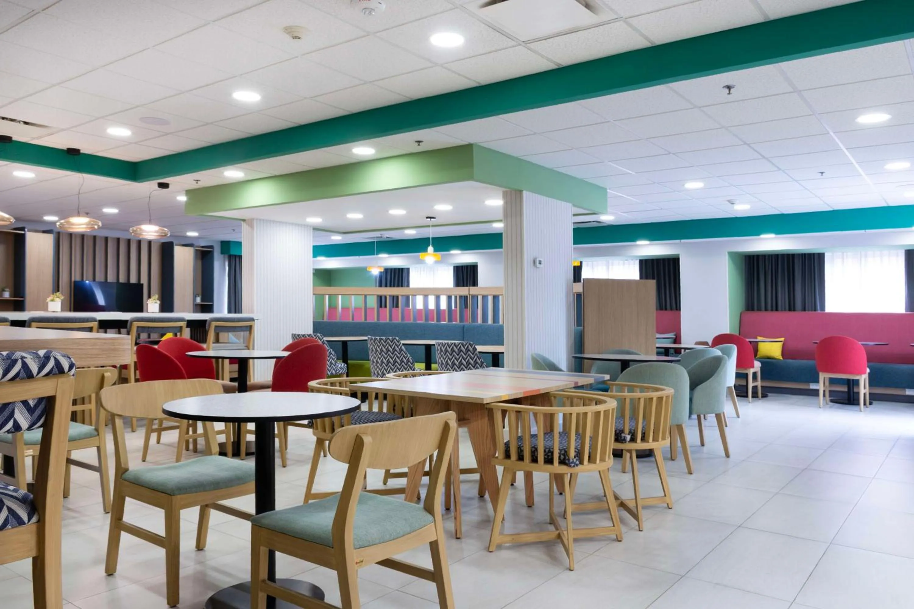 Lobby or reception in Hampton by Hilton Saltillo Zona Aeropuerto