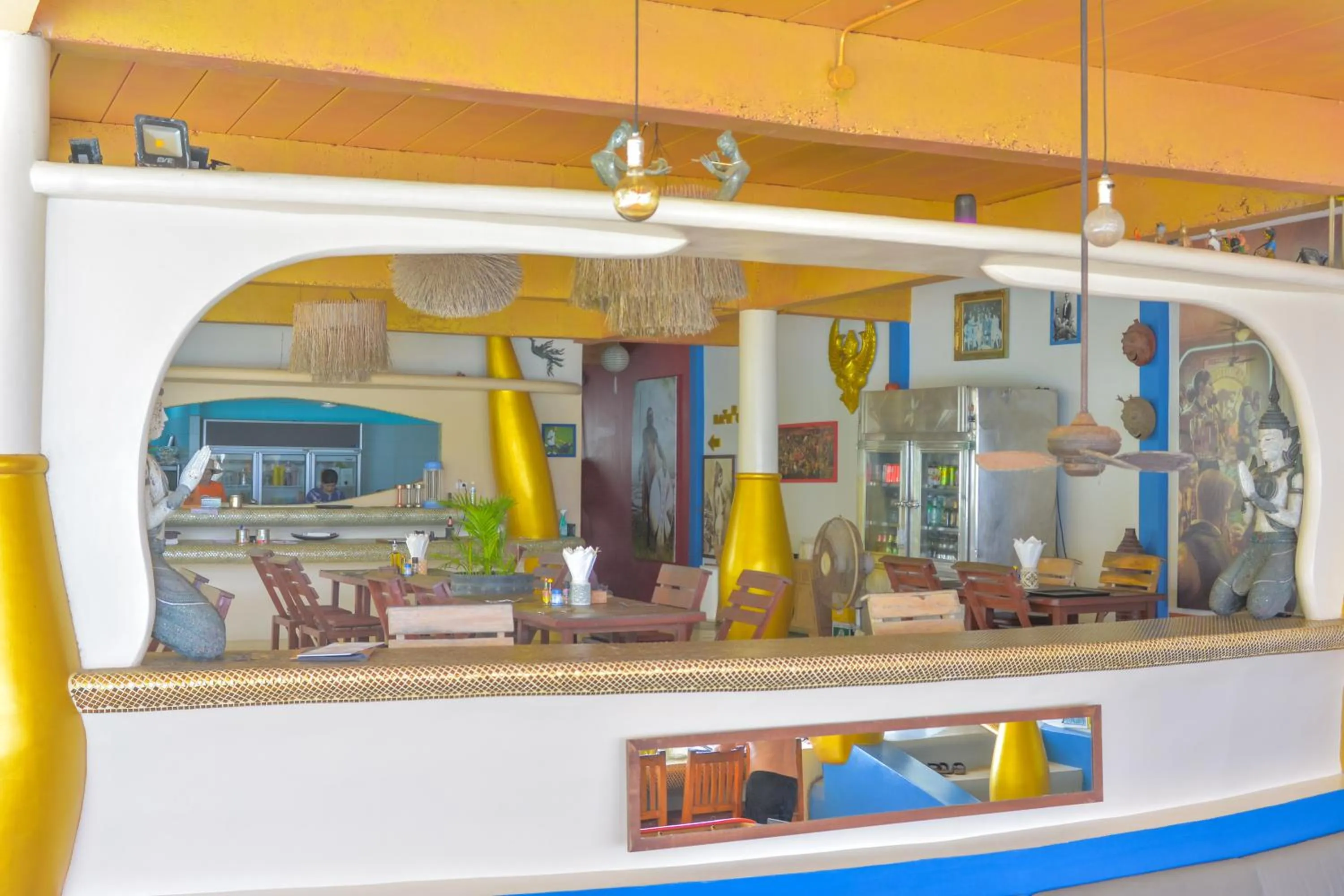 Le Divine Comedie Beach Resort