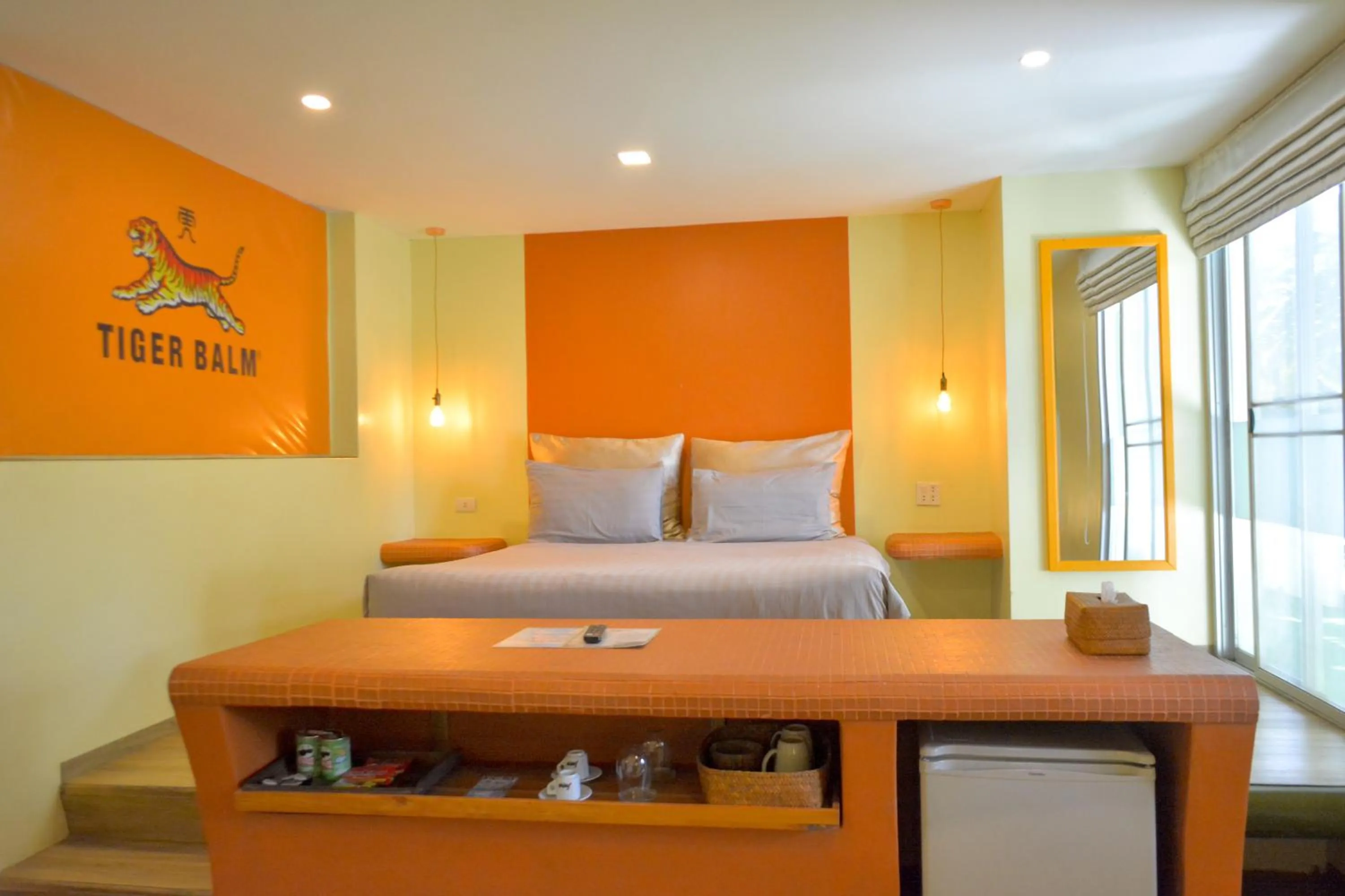 Bed in Le Divine Comedie Beach Resort