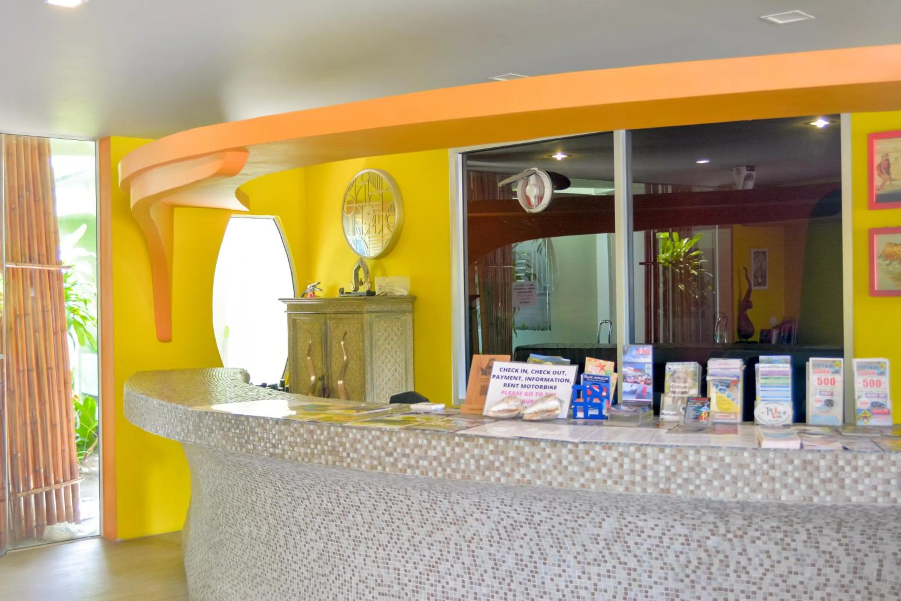 Le Divine Comedie Beach Resort