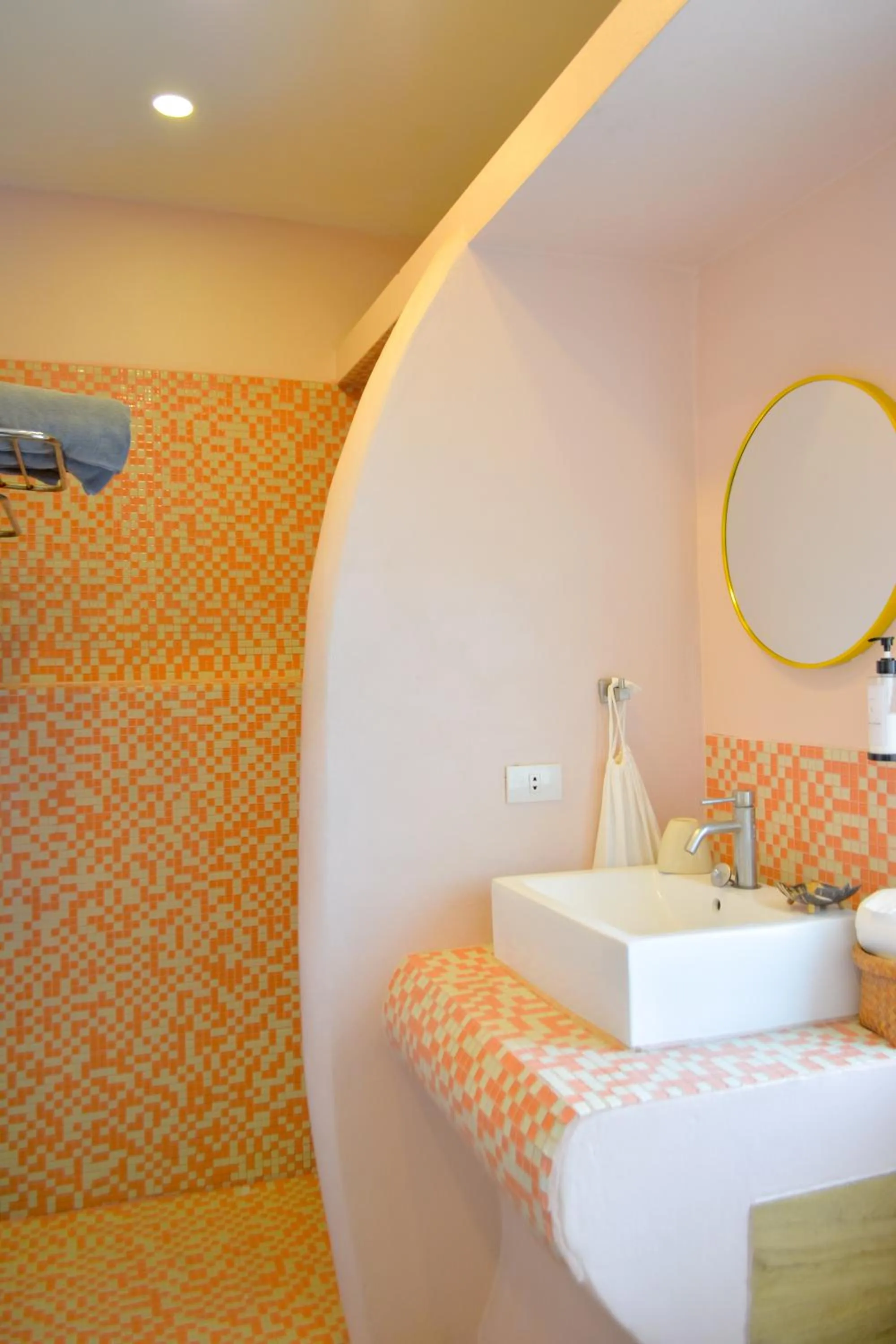 Le Divine Comedie Beach Resort