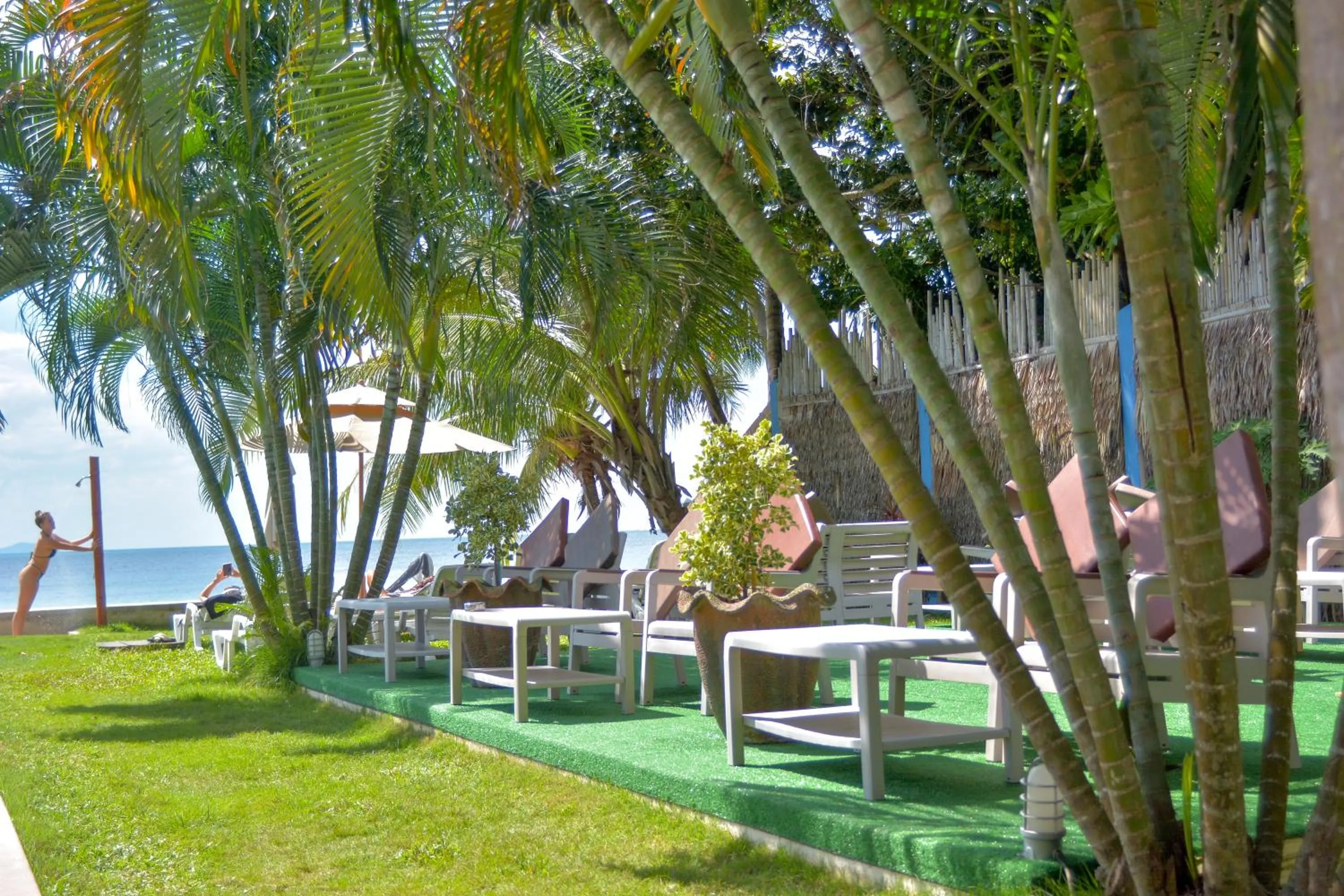 Le Divine Comedie Beach Resort