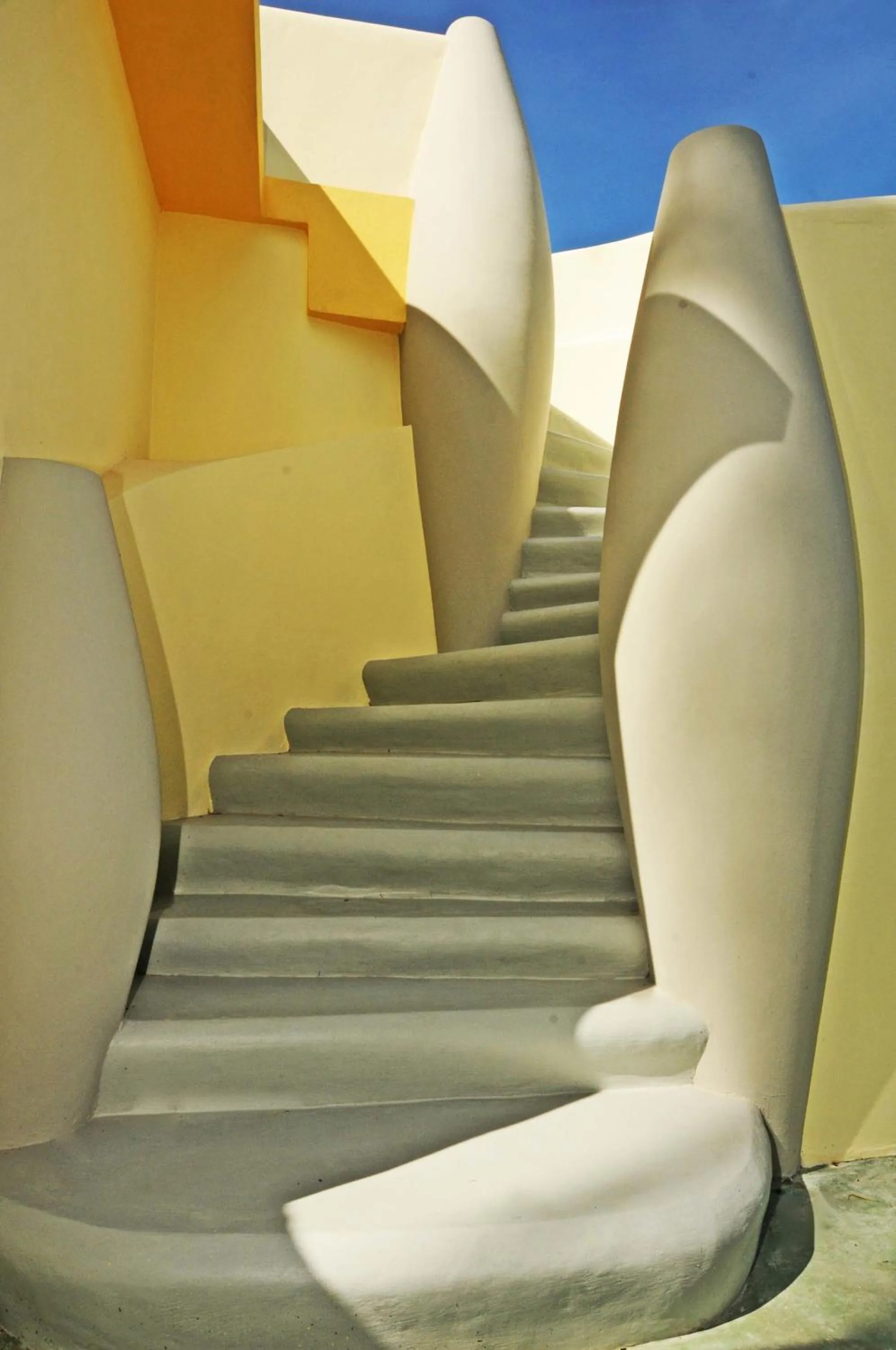 Decorative detail in Le Divine Comedie Beach Resort