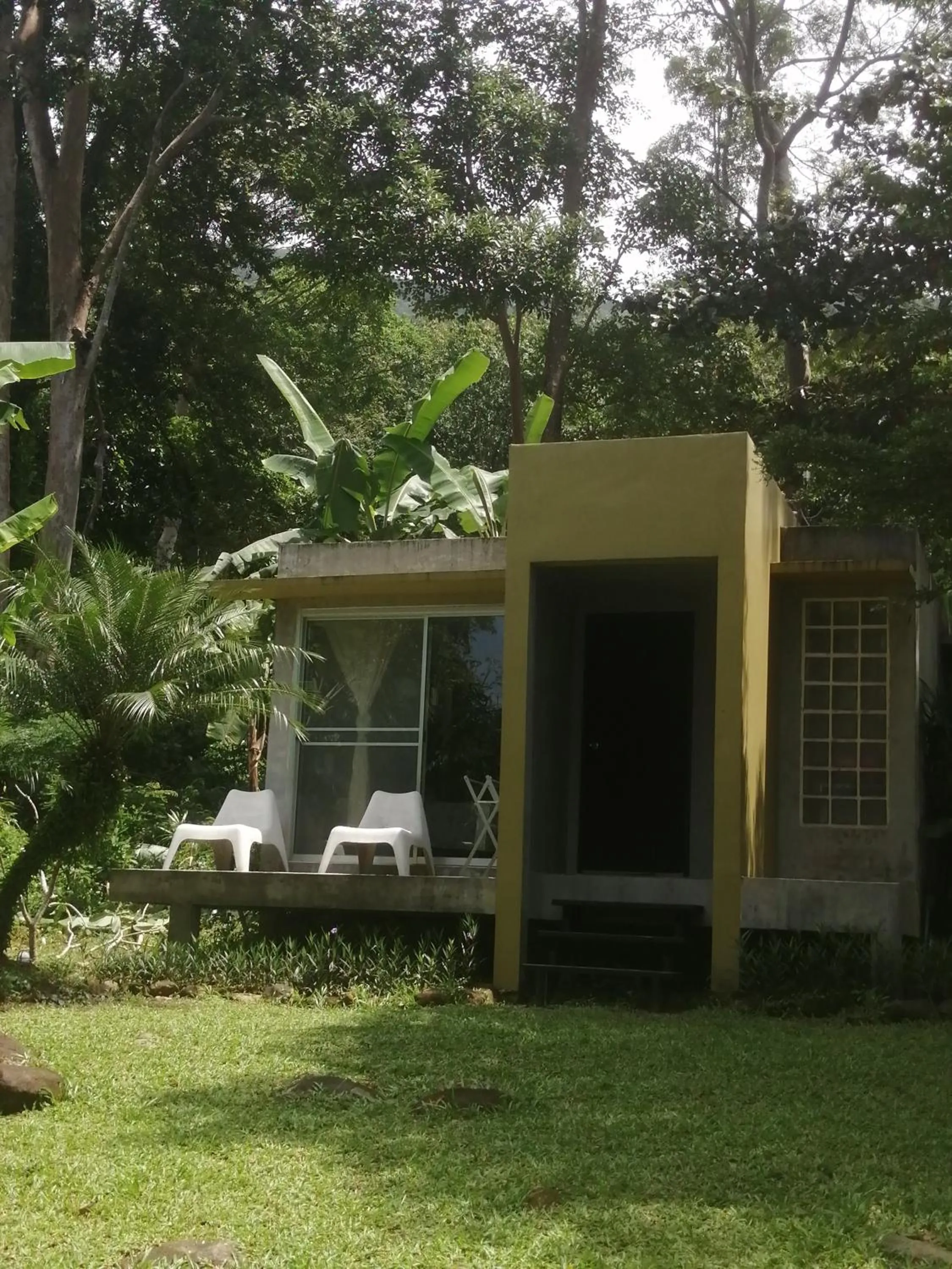 Photo of the whole room in Lazy Republique