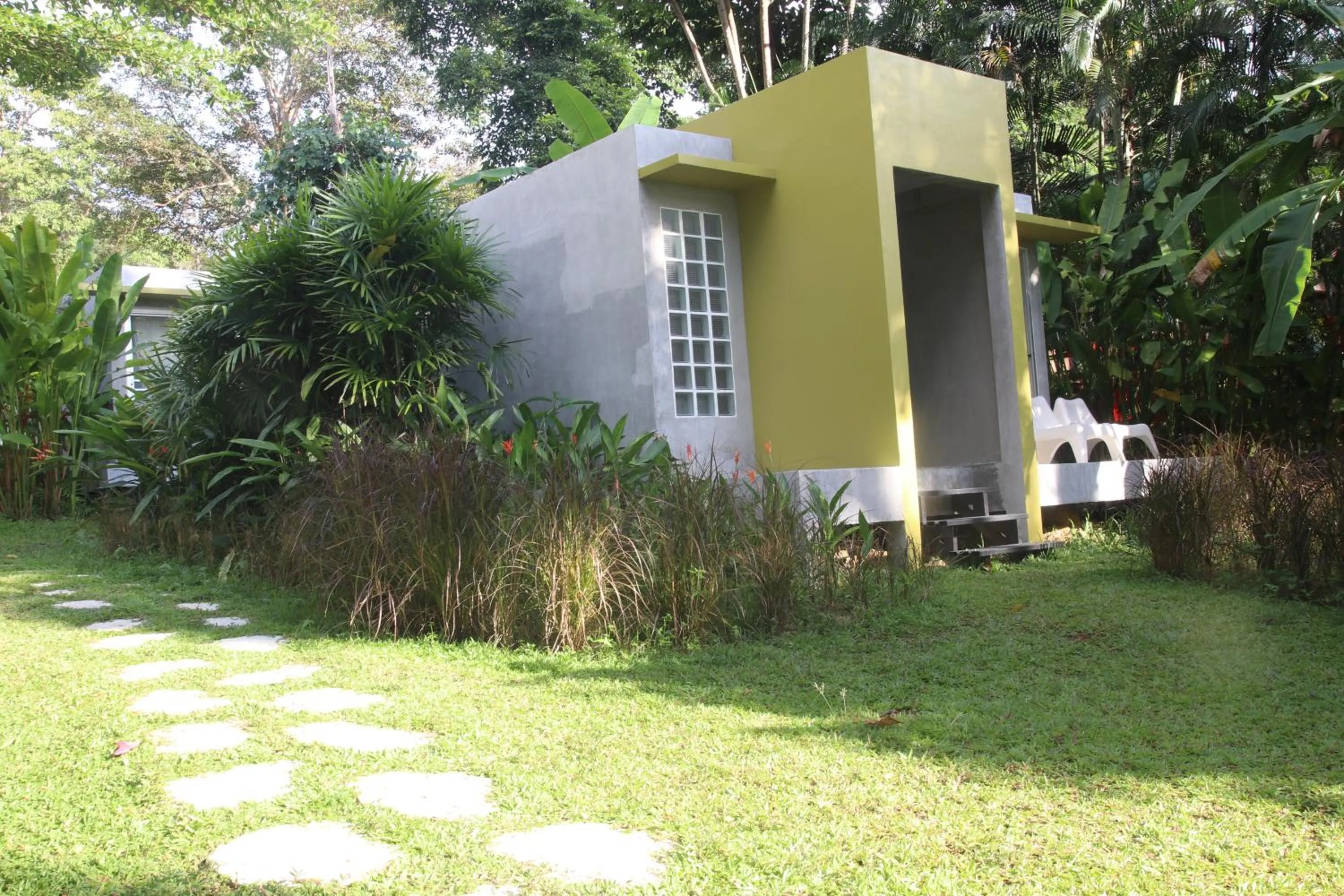 Photo of the whole room in Lazy Republique