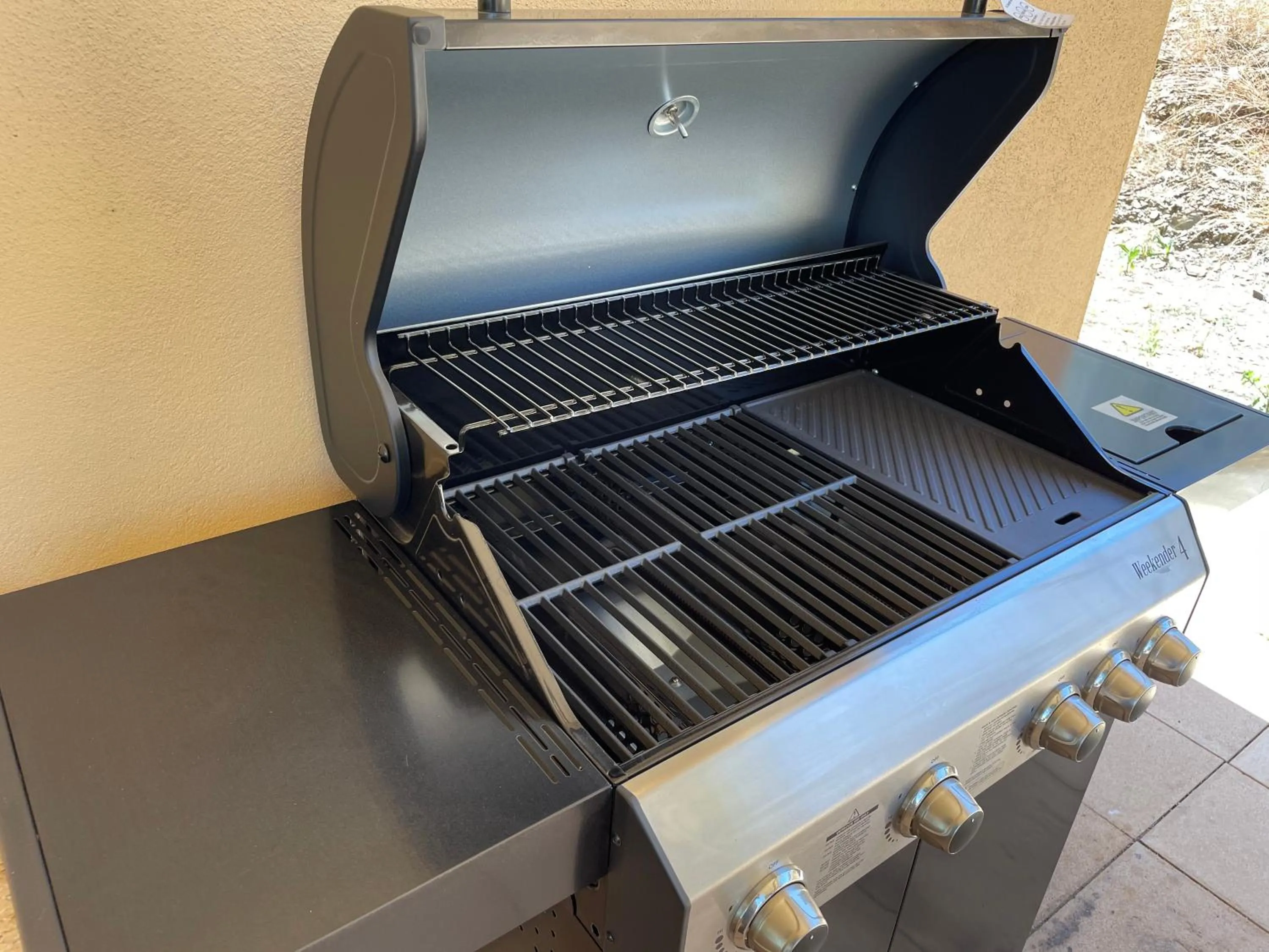 BBQ facilities in Lambert Estate Retreat