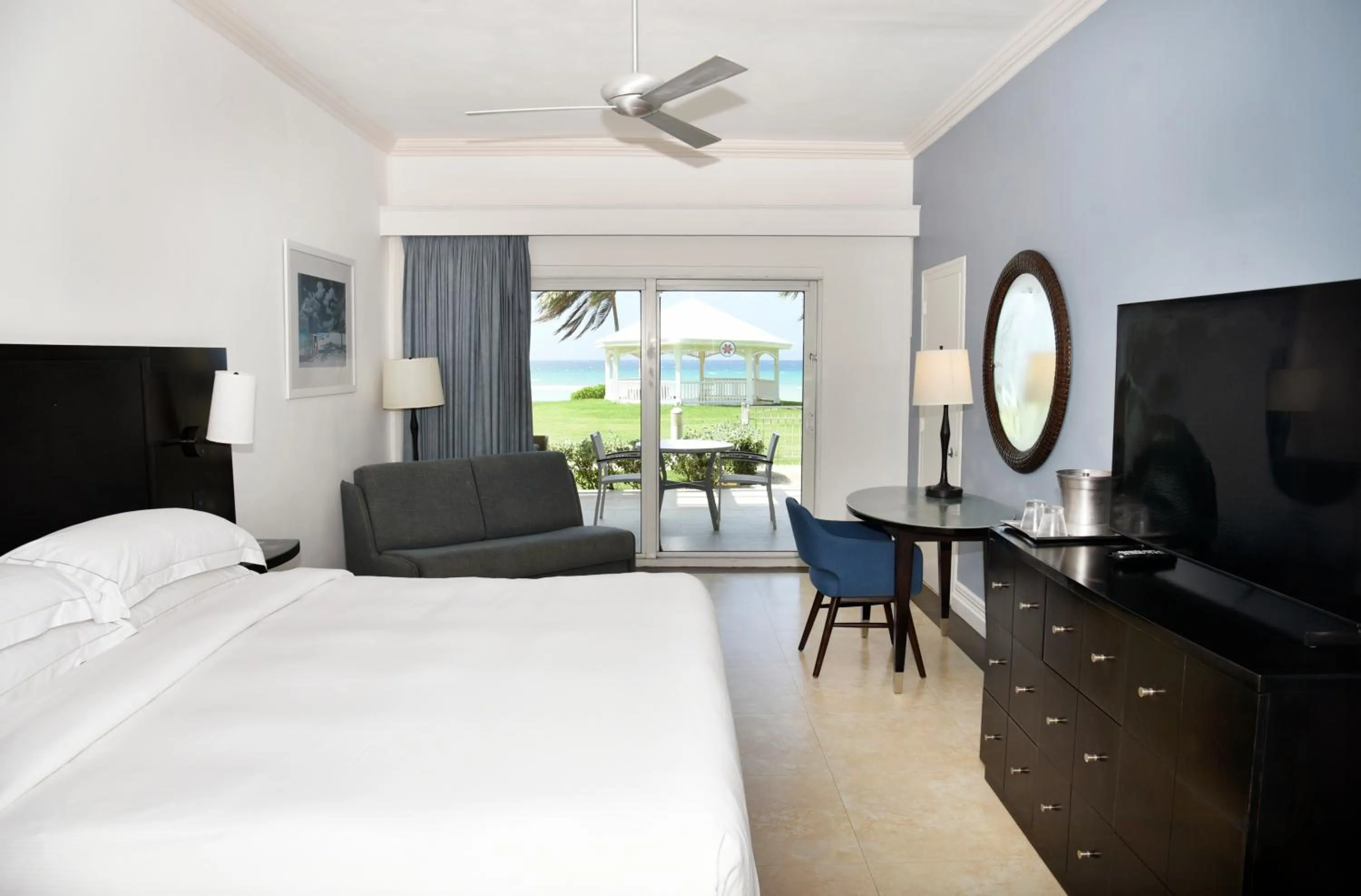 Bed in Dreams Rose Hall All-Inclusive Resort & Spa