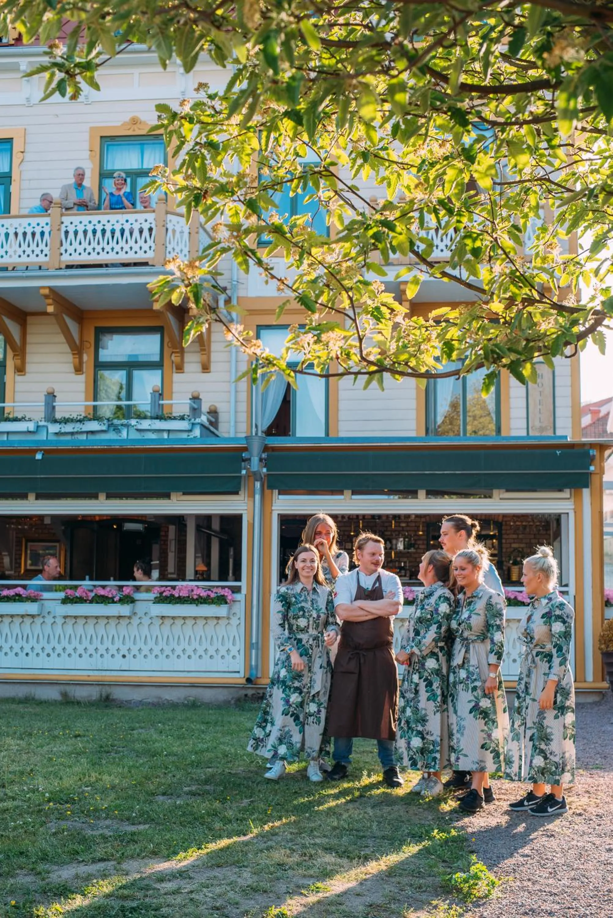 People in Grand Hotel Marstrand