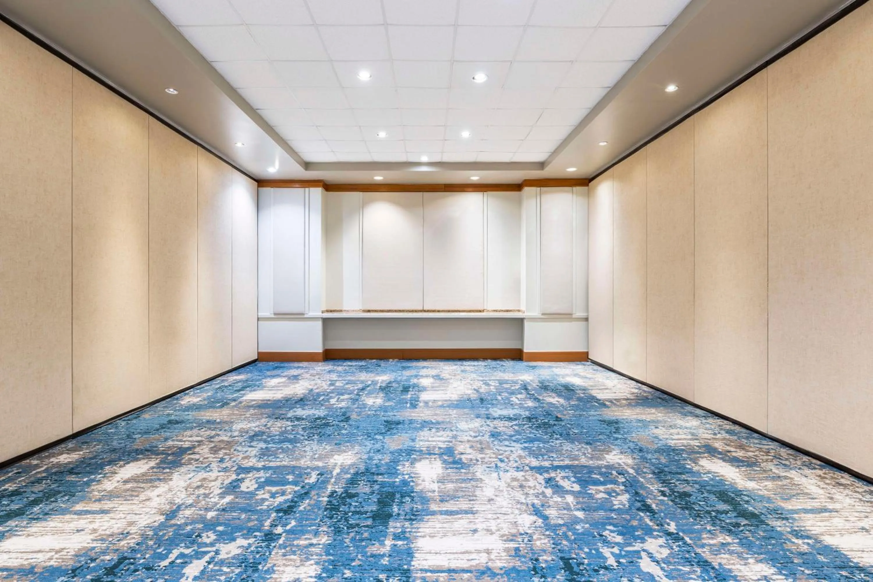 Meeting/conference room in Embassy Suites by Hilton Dorado del Mar Beach Resort