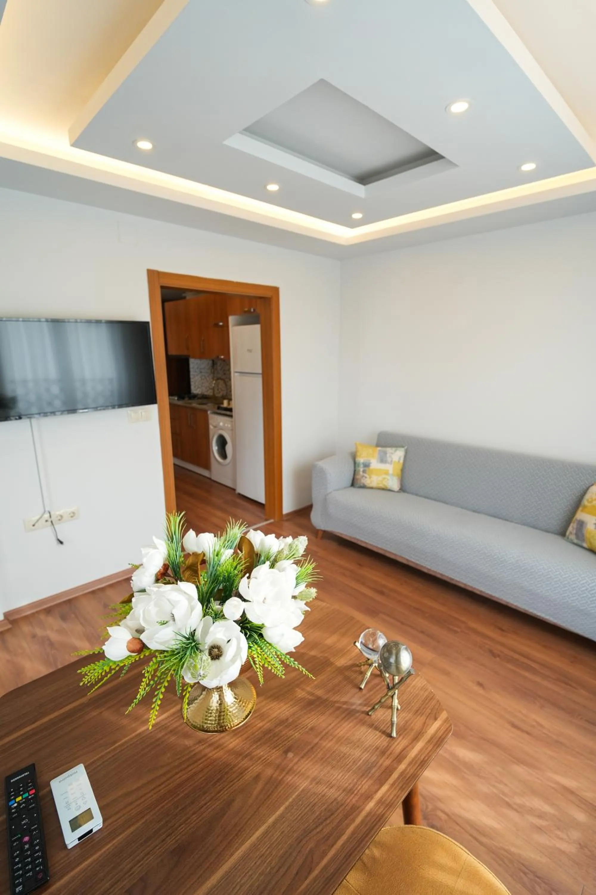 TV and multimedia in Yusra Apart Otel