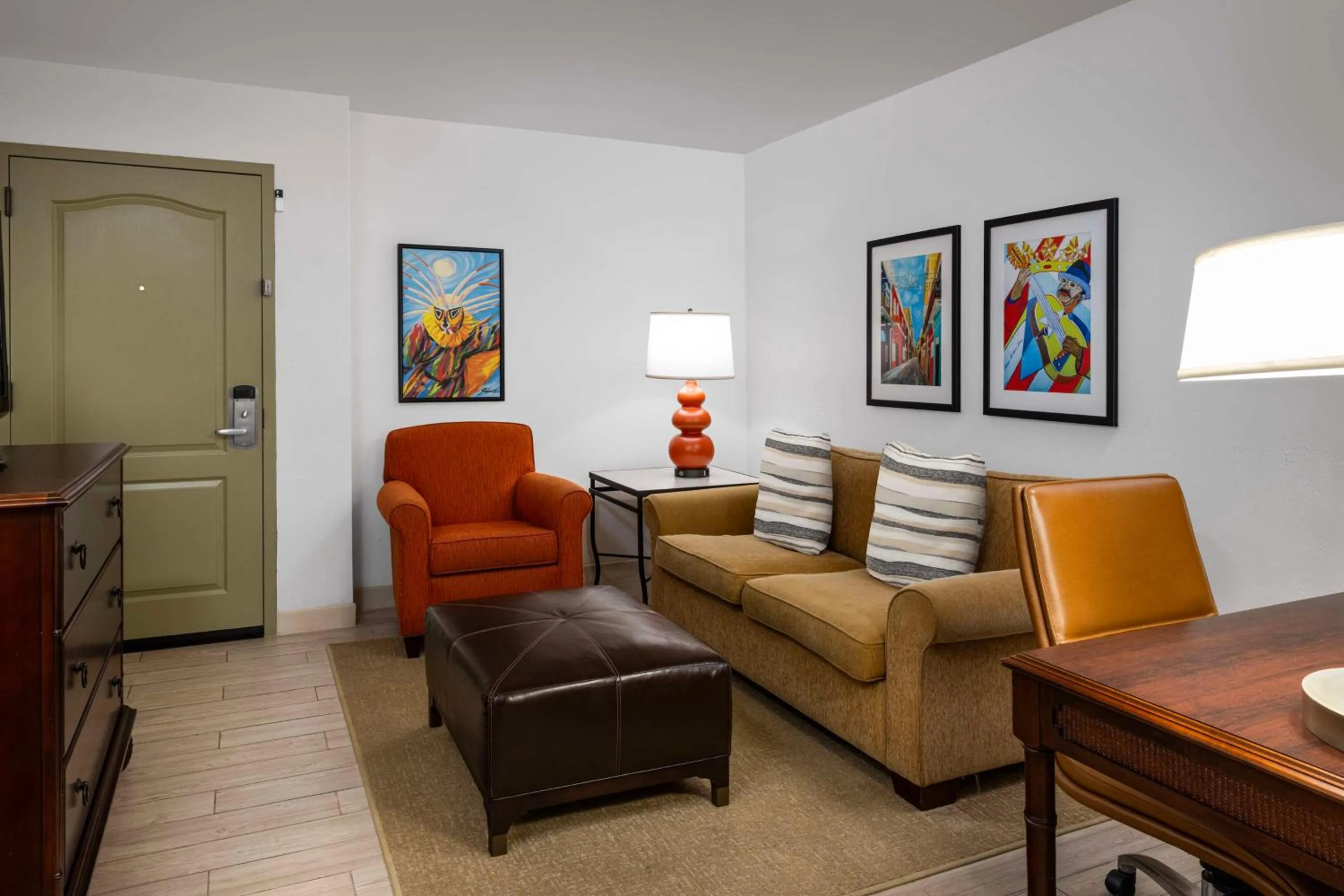 Living room in Hampton Inn & Suites San Juan
