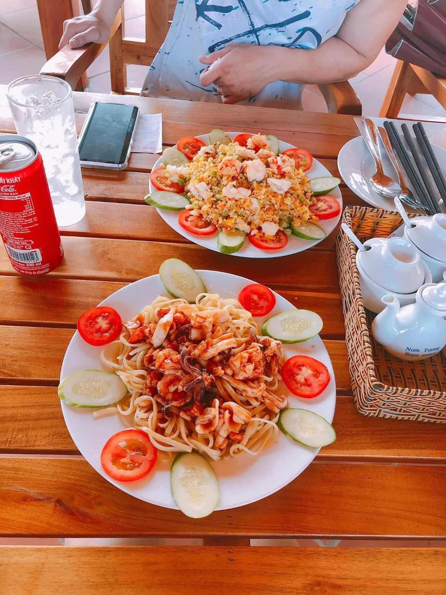 Restaurant/places to eat in Island Lodge