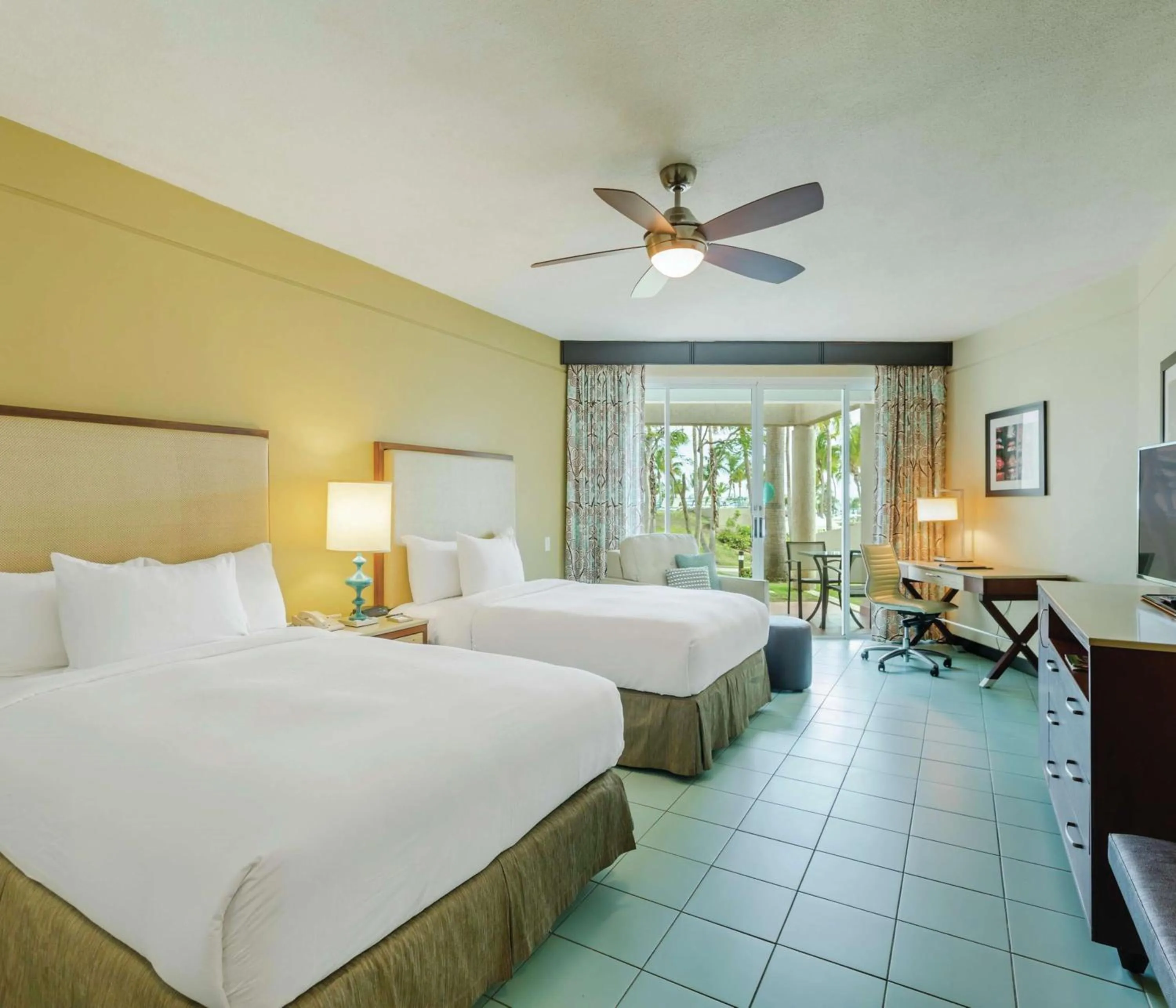Bedroom, Bed in Hilton Ponce Golf & Casino Resort