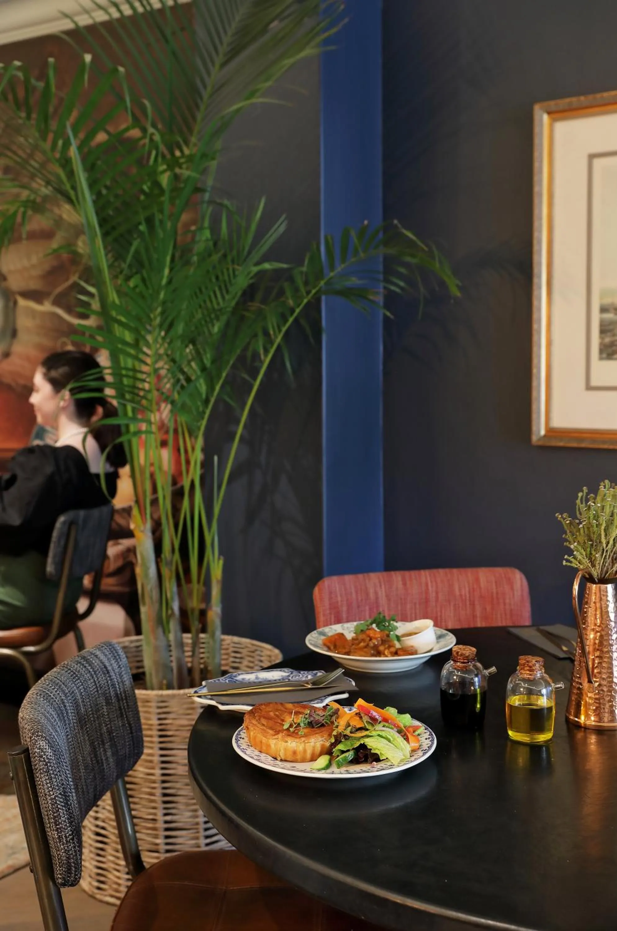 Restaurant/places to eat in Labotessa Luxury Boutique Hotel