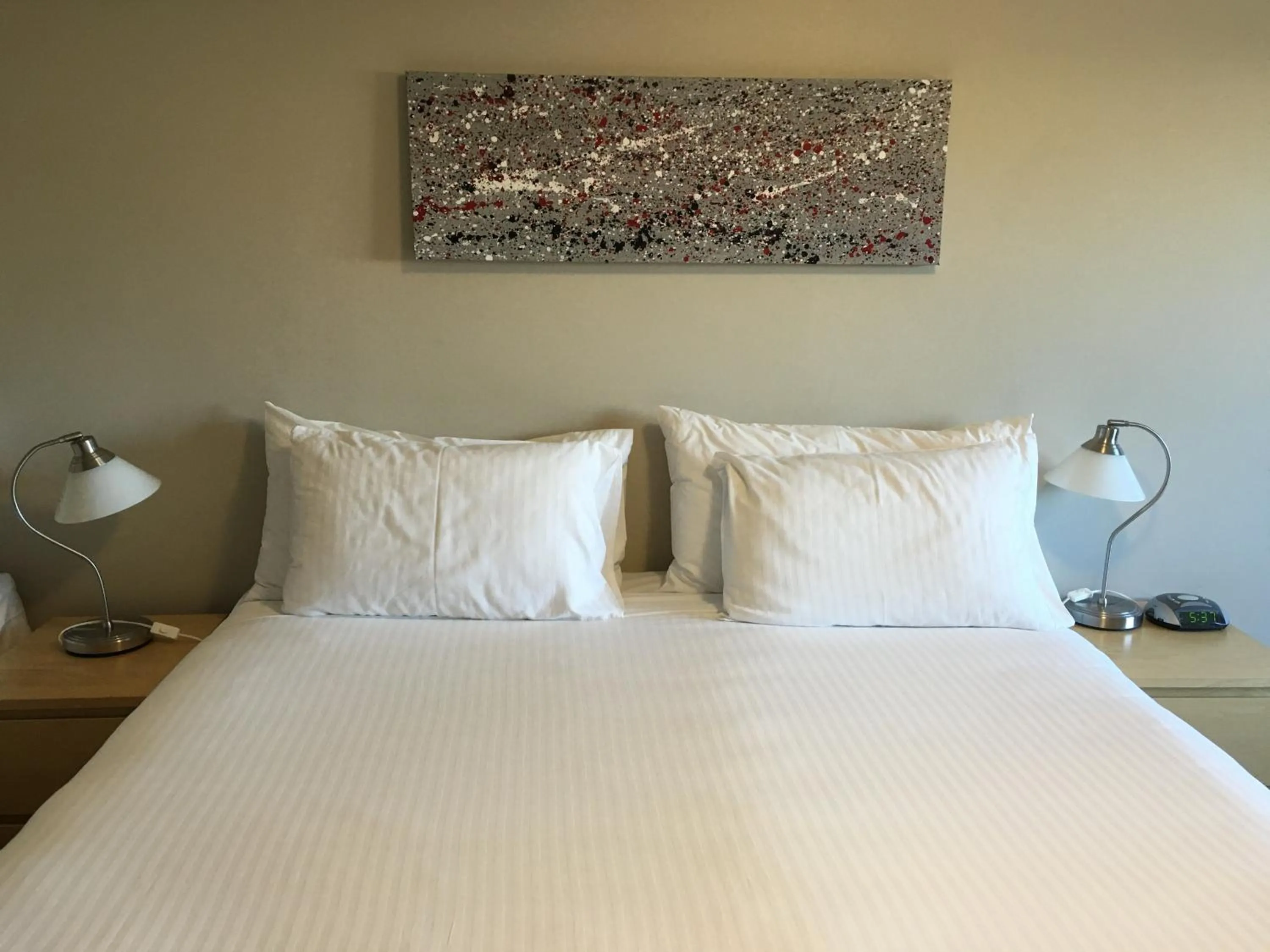 Bedroom in The Murray Hotel