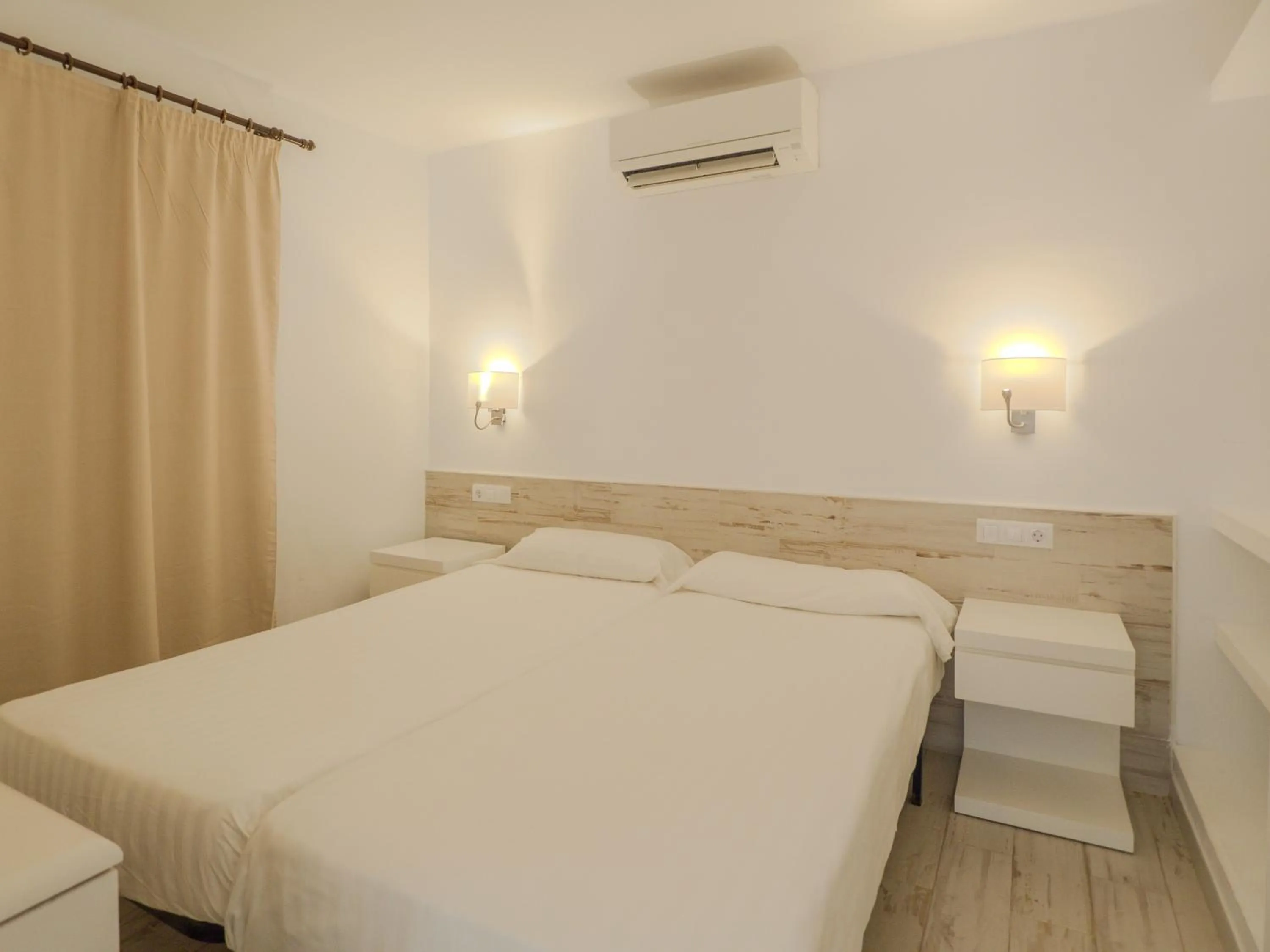 Property building, Bed in Sun Club El Dorado - All Inclusive