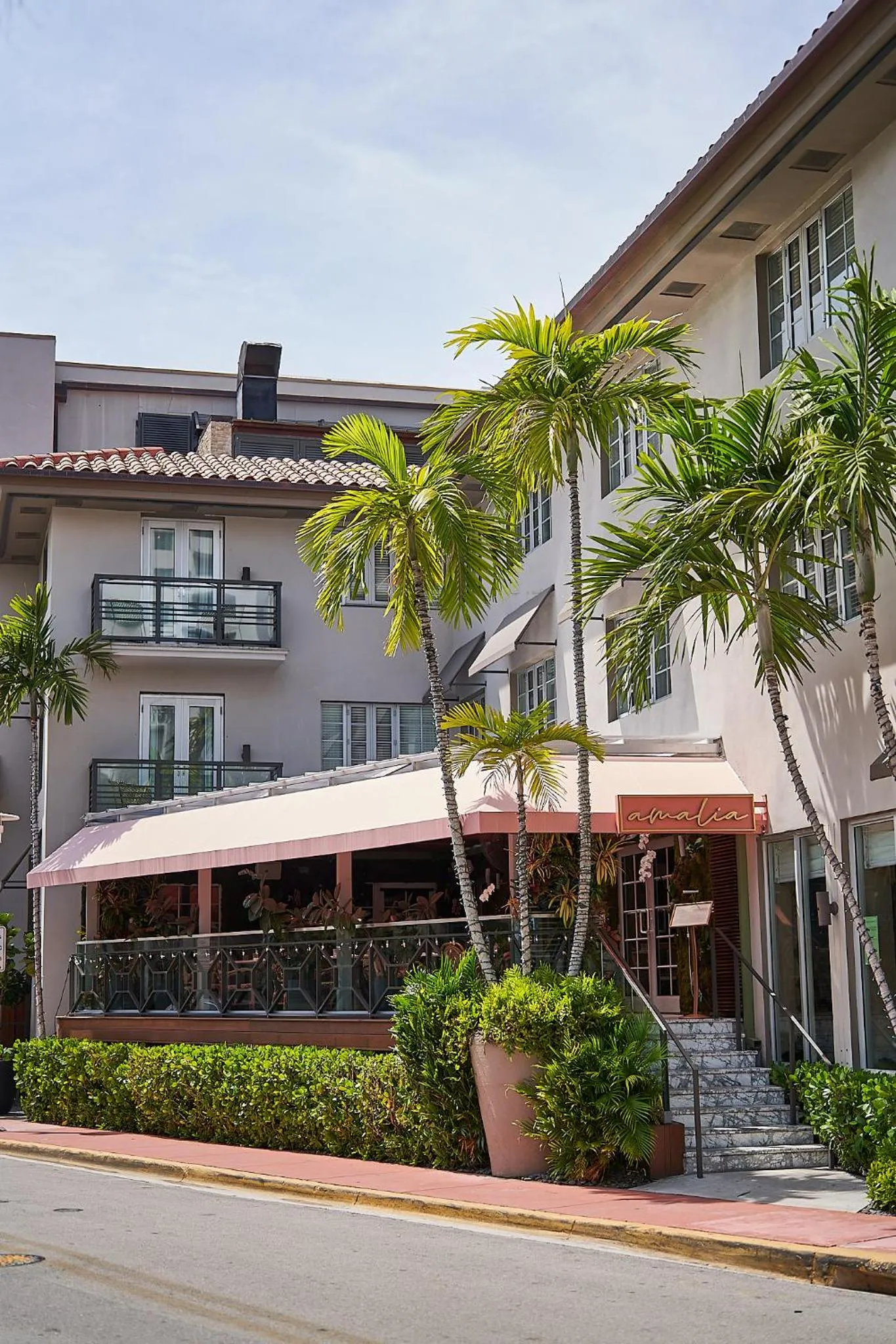 Restaurant/places to eat in Lennox Miami Beach